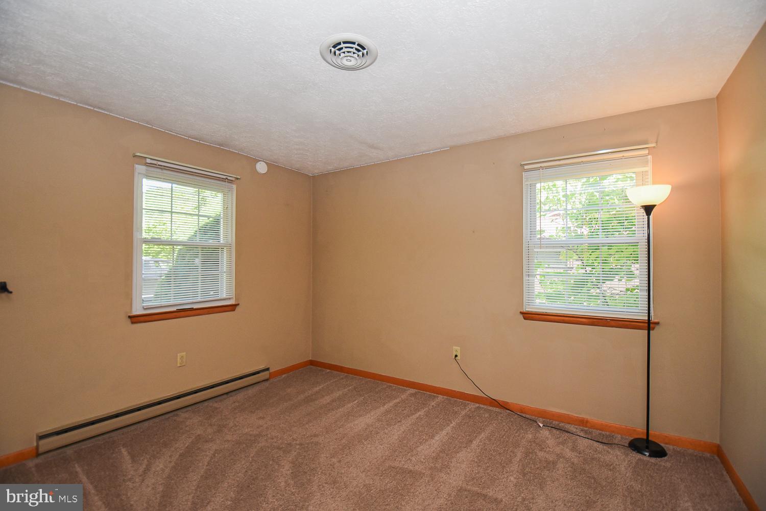 KNOBLEY ESTATES - Residential