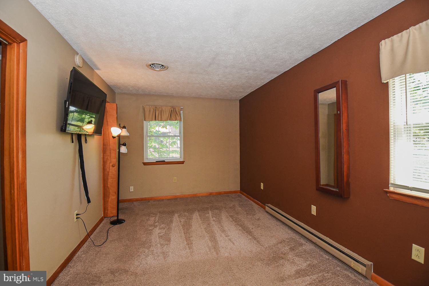 KNOBLEY ESTATES - Residential