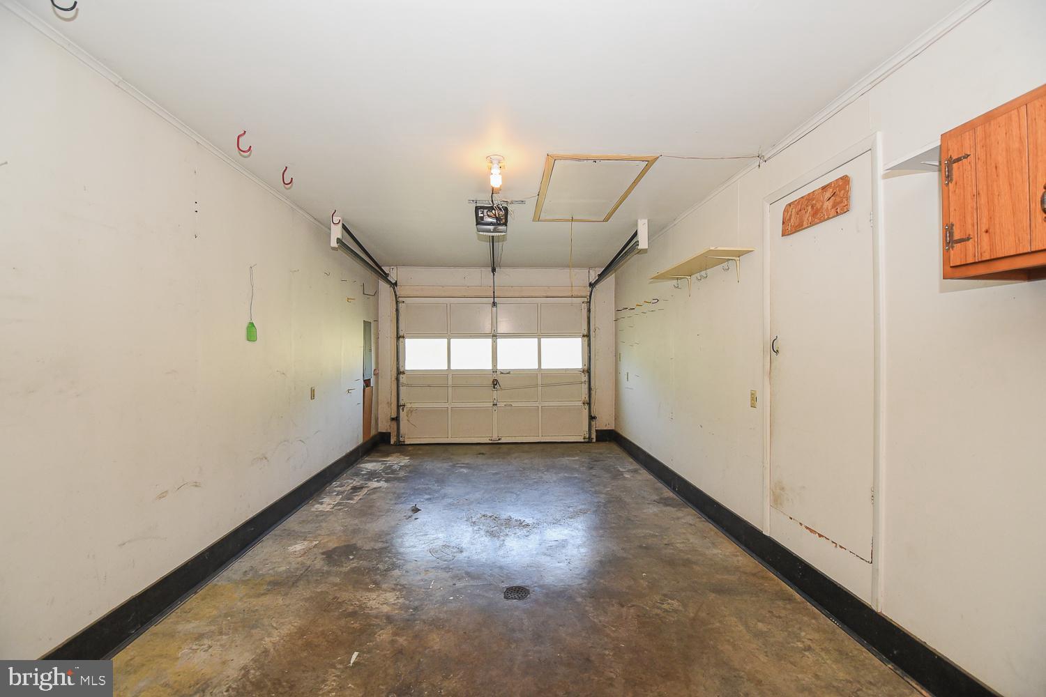 KNOBLEY ESTATES - Residential