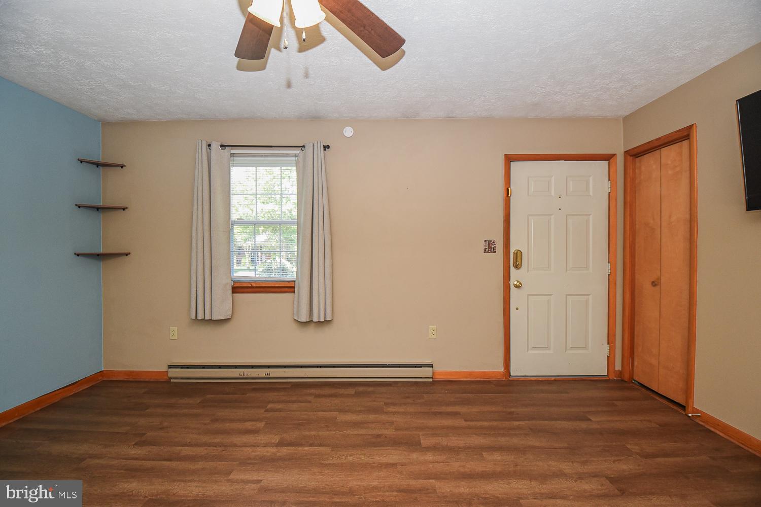 KNOBLEY ESTATES - Residential