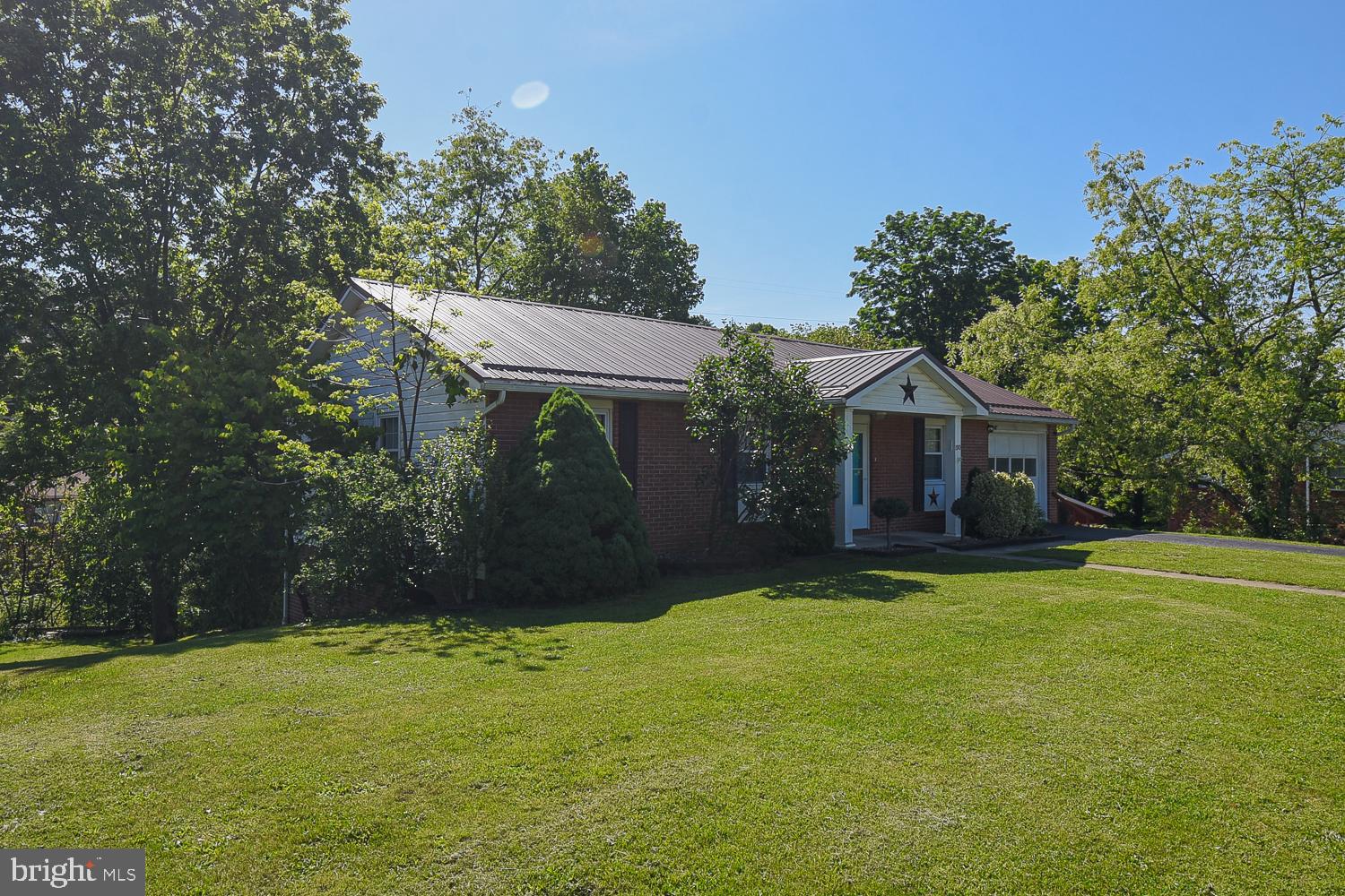 KNOBLEY ESTATES - Residential