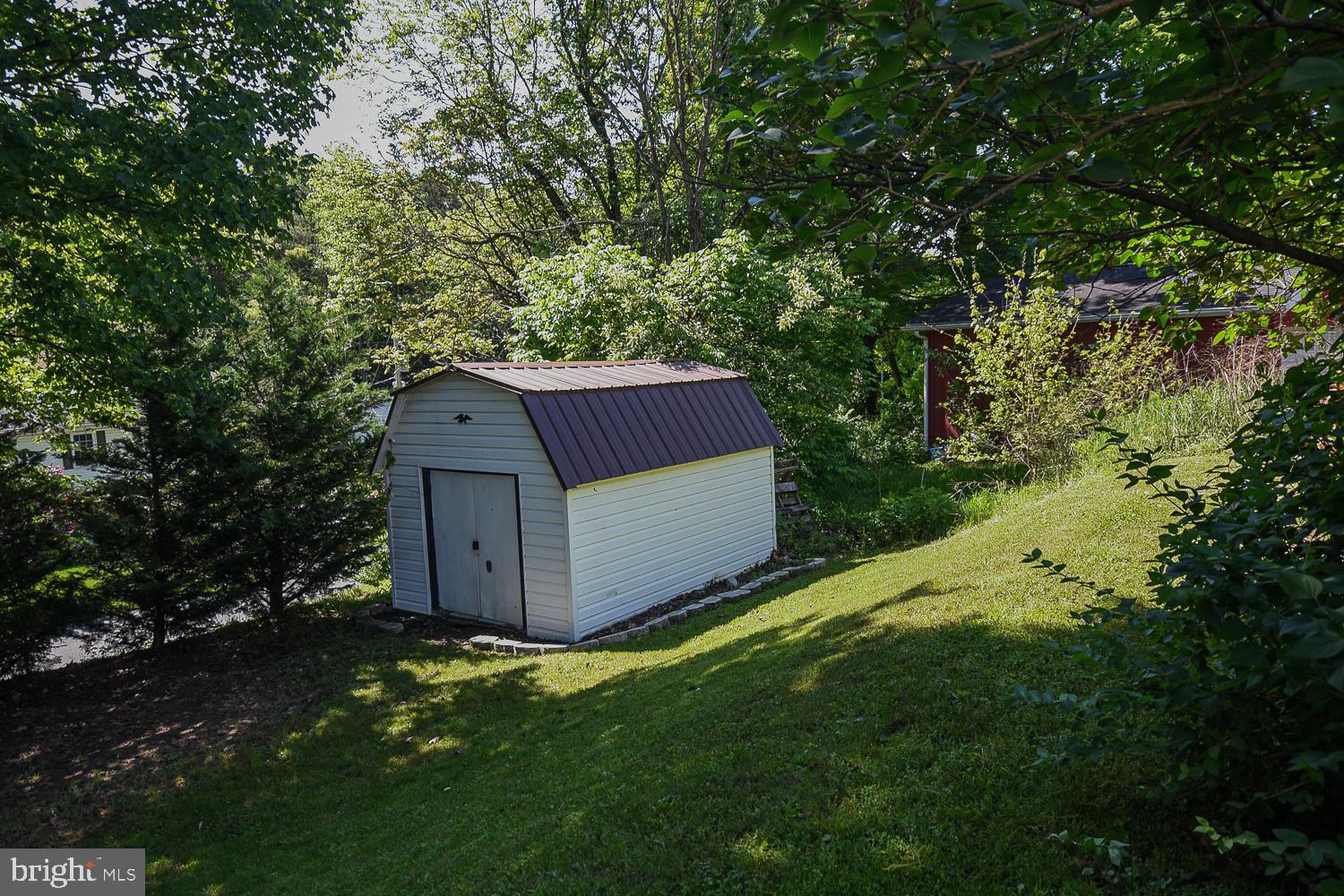 KNOBLEY ESTATES - Residential