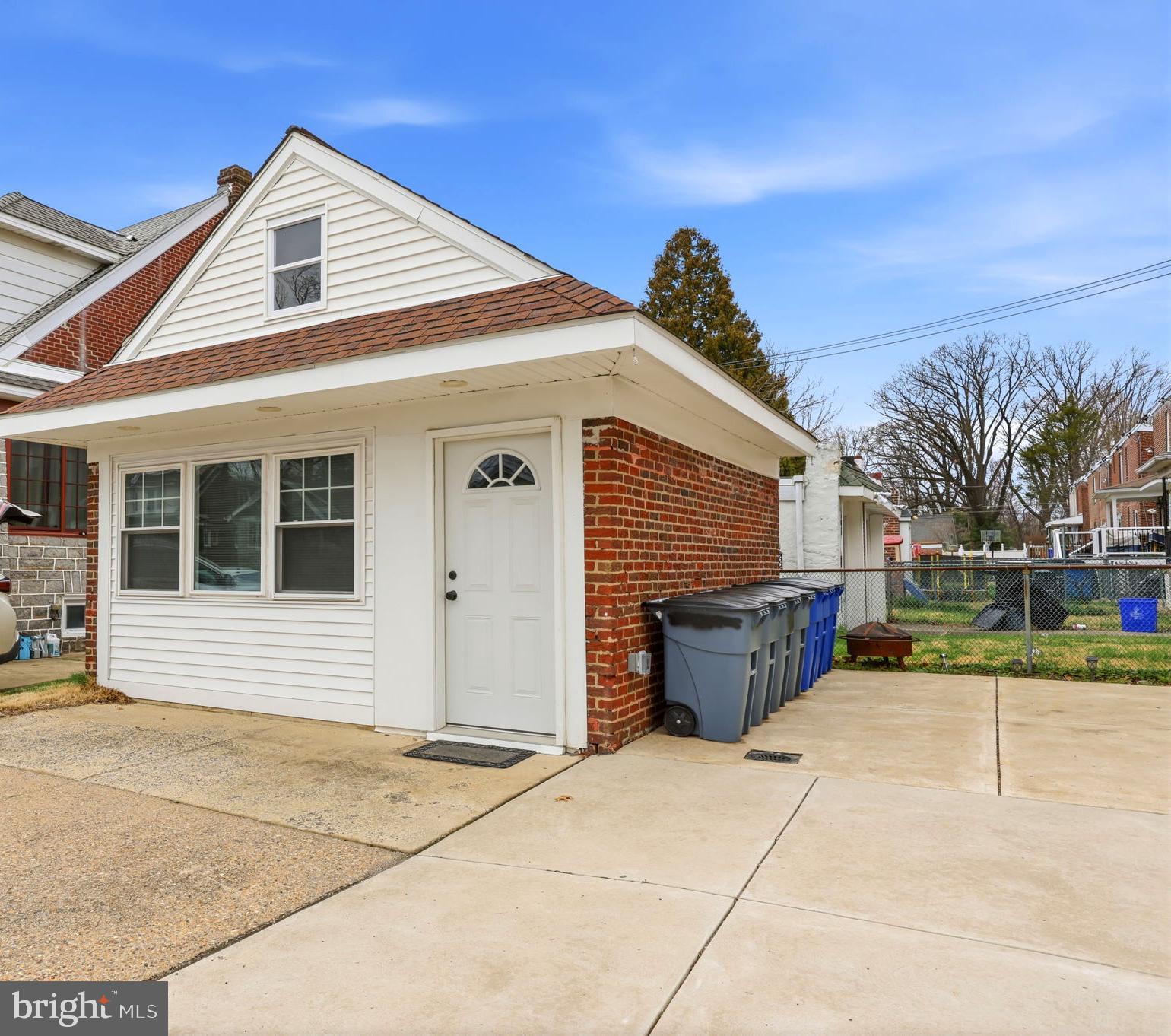 FOX CHASE - Commercial Sale