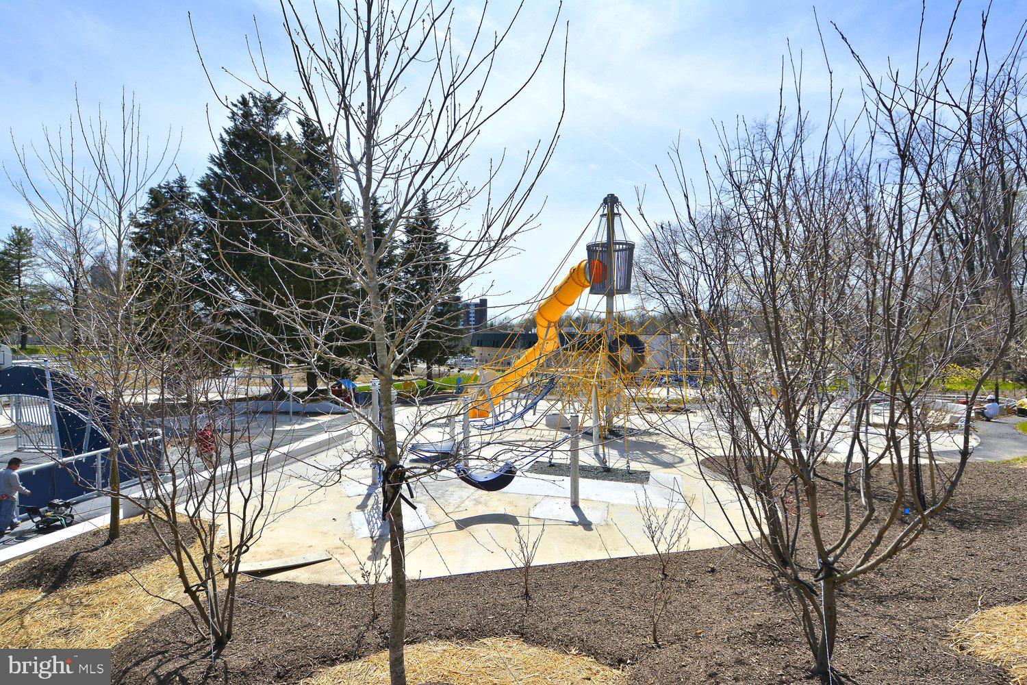 UNIVERSITY TOWERS CODM - Residential