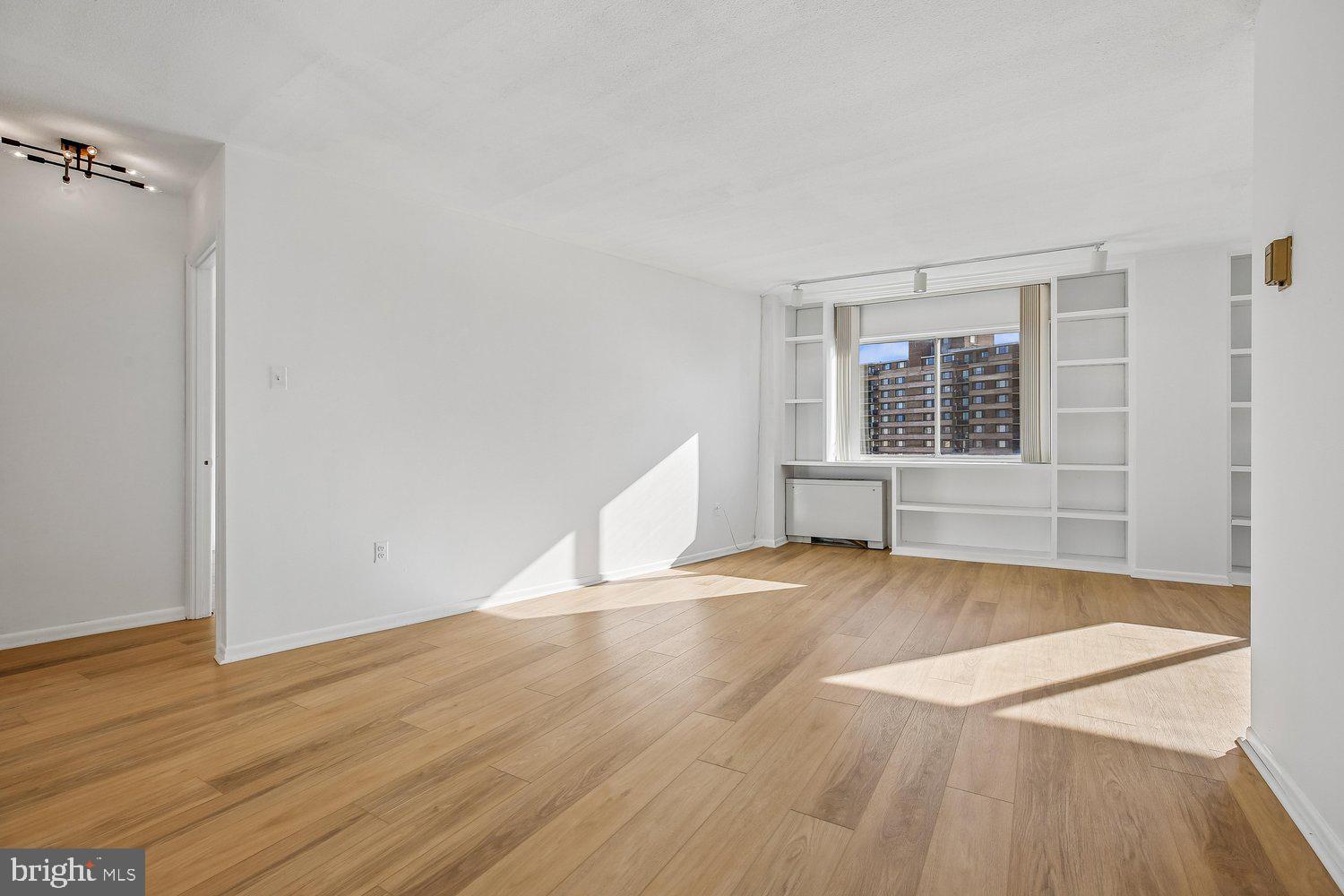 UNIVERSITY TOWERS CODM - Residential