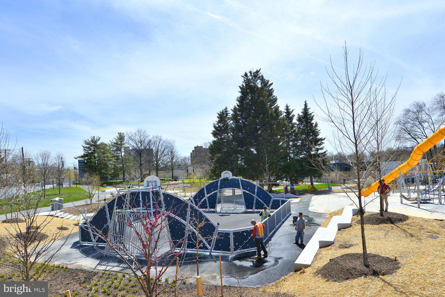 UNIVERSITY TOWERS CODM - Residential