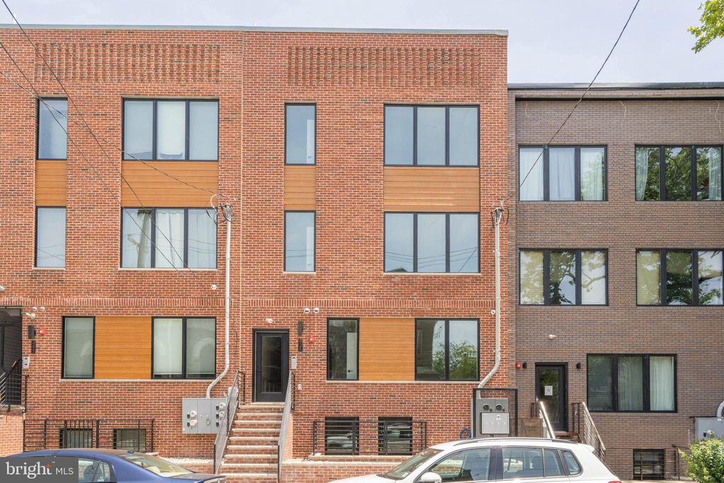 Photo of 435 N 35th Street #B, PHILADELPHIA, PA 19104 (MLS # PAPH2577712)