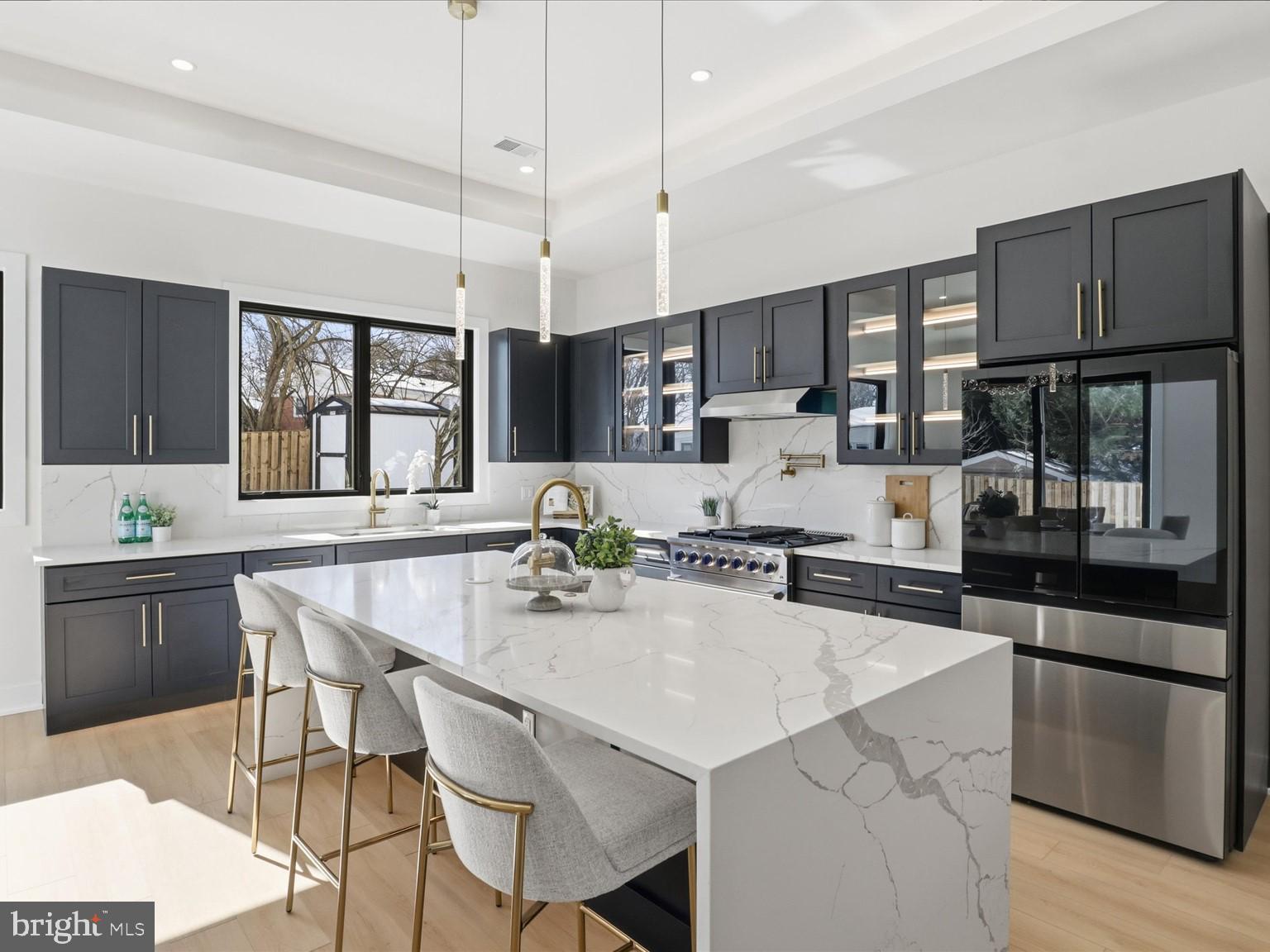 DUNN LORING WOODS - Residential