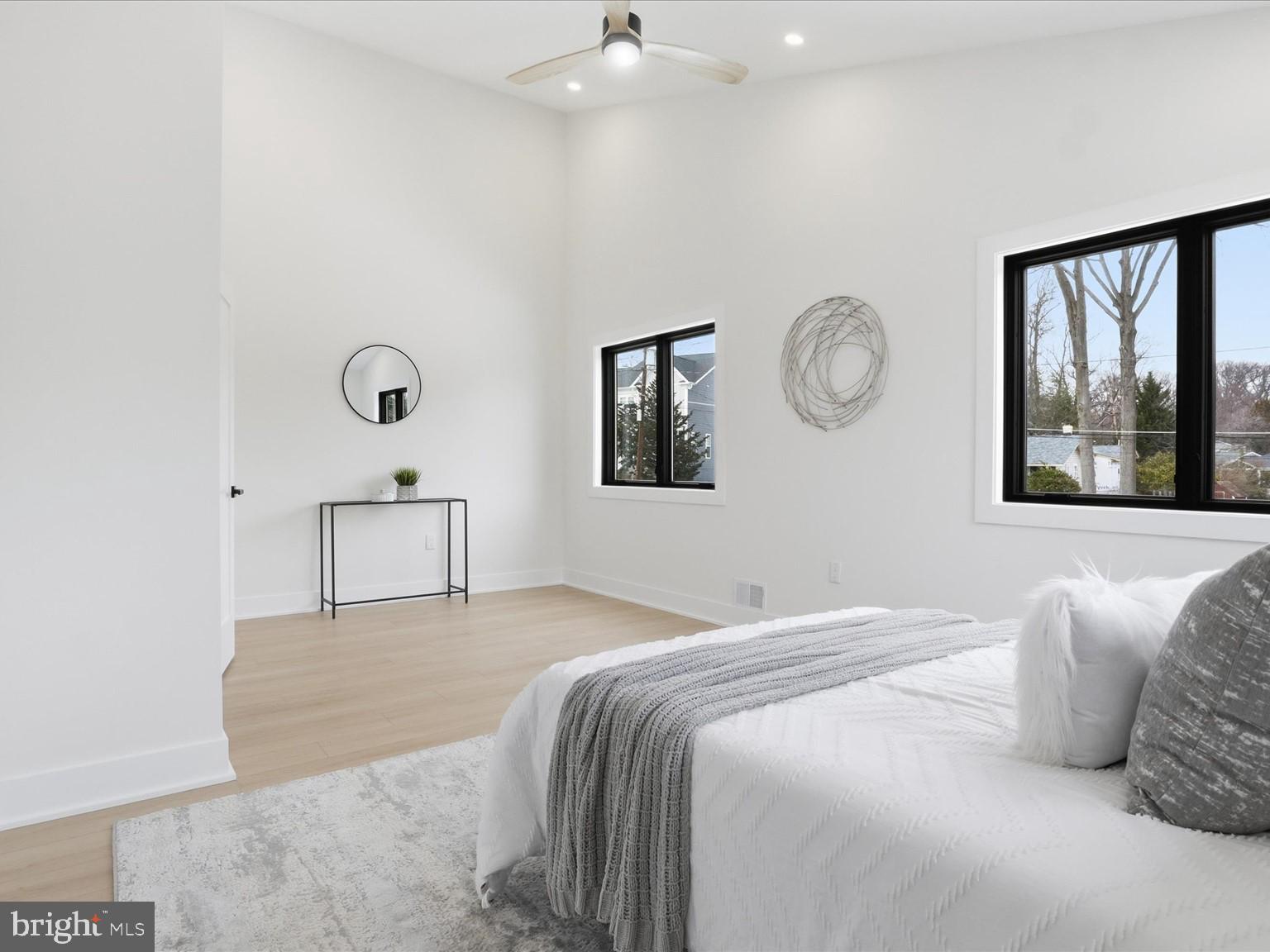 DUNN LORING WOODS - Residential