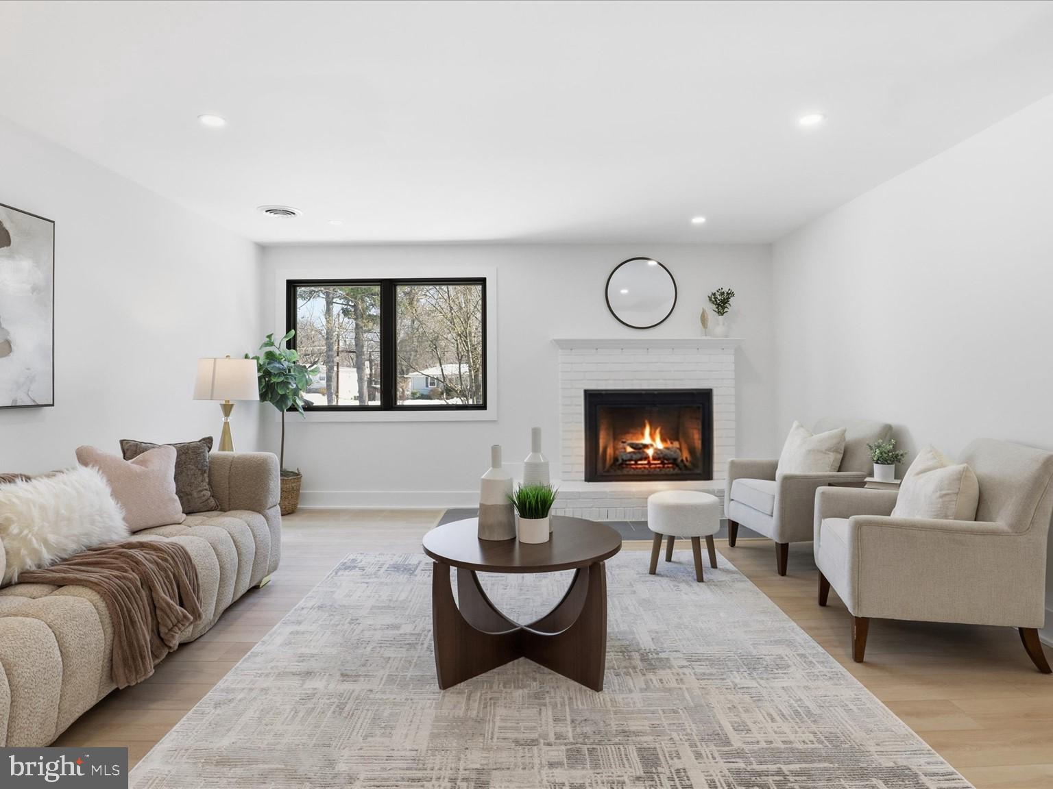 DUNN LORING WOODS - Residential