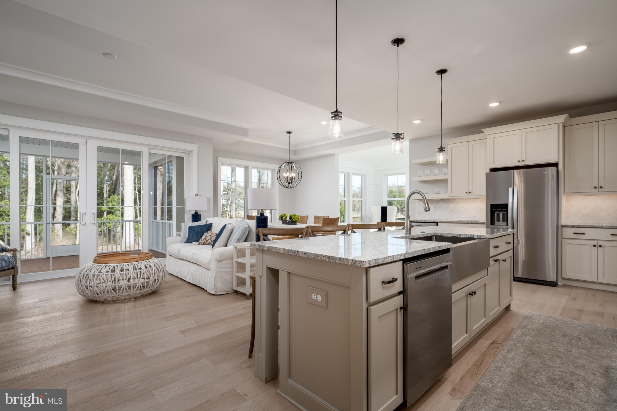 SUNCREST - Residential