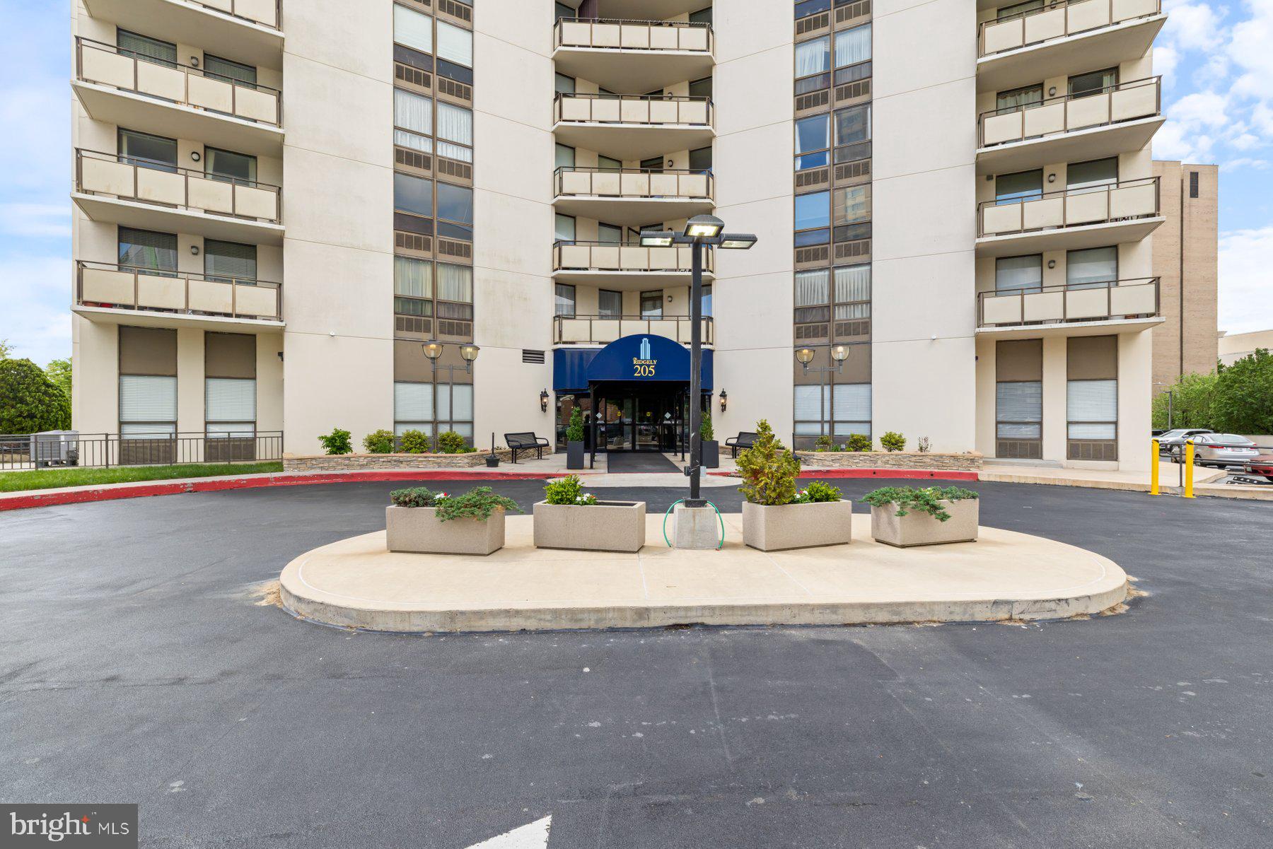 205 E JOPPA ROAD 1608