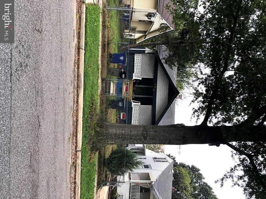 Sellers request best and highest offers by 2/3/19 at 3pm.Updated price. Come see.Investors delight. Great location. Huge lot. Endless possibilities. Sold strictly As Is. Cash buyers only. Submit your offer.