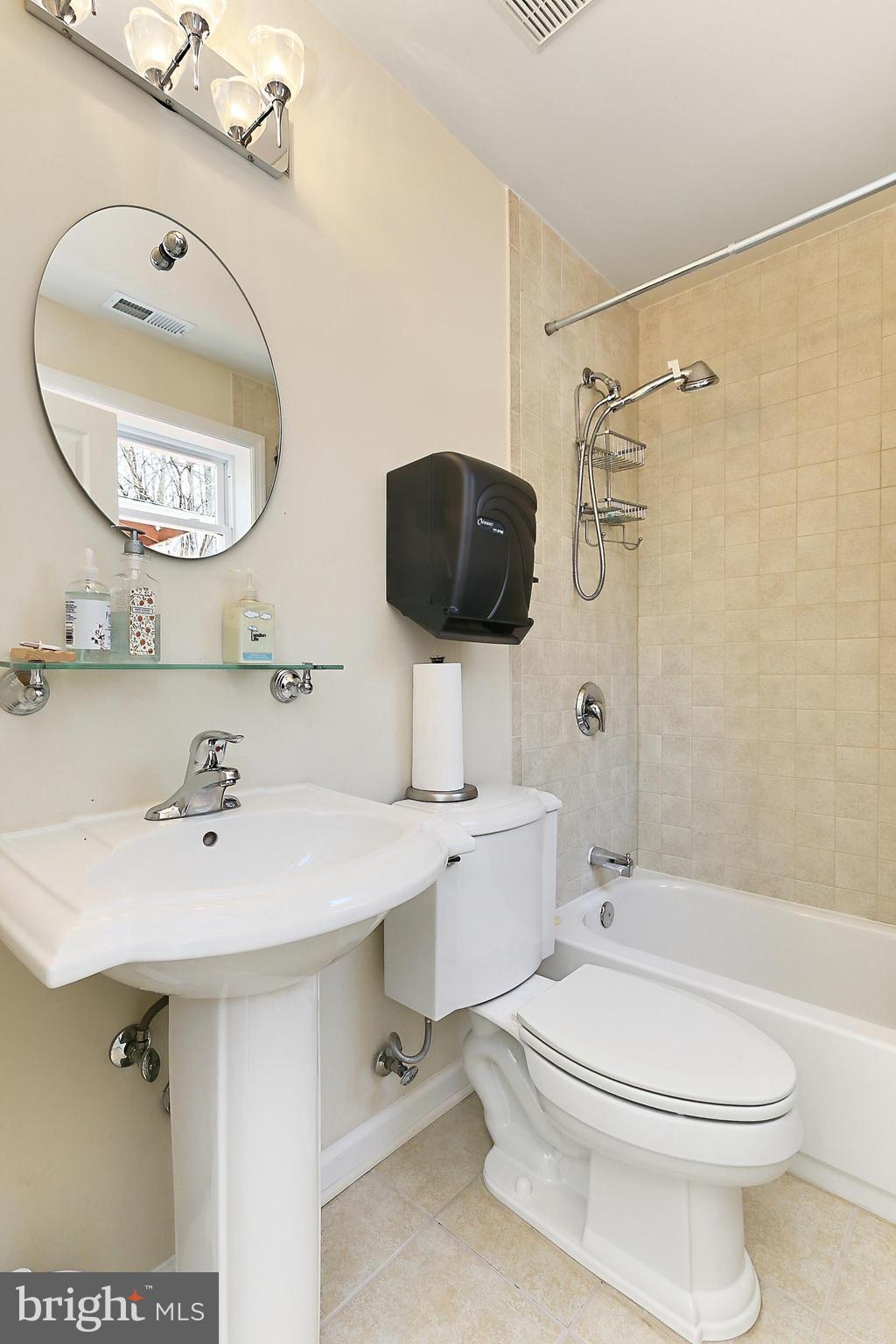 SUNNYBROOK - Residential