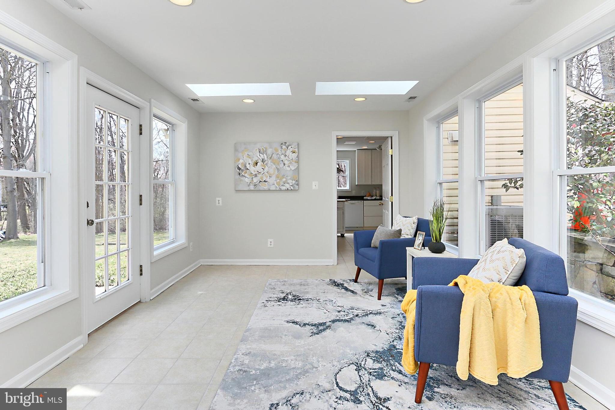 SUNNYBROOK - Residential