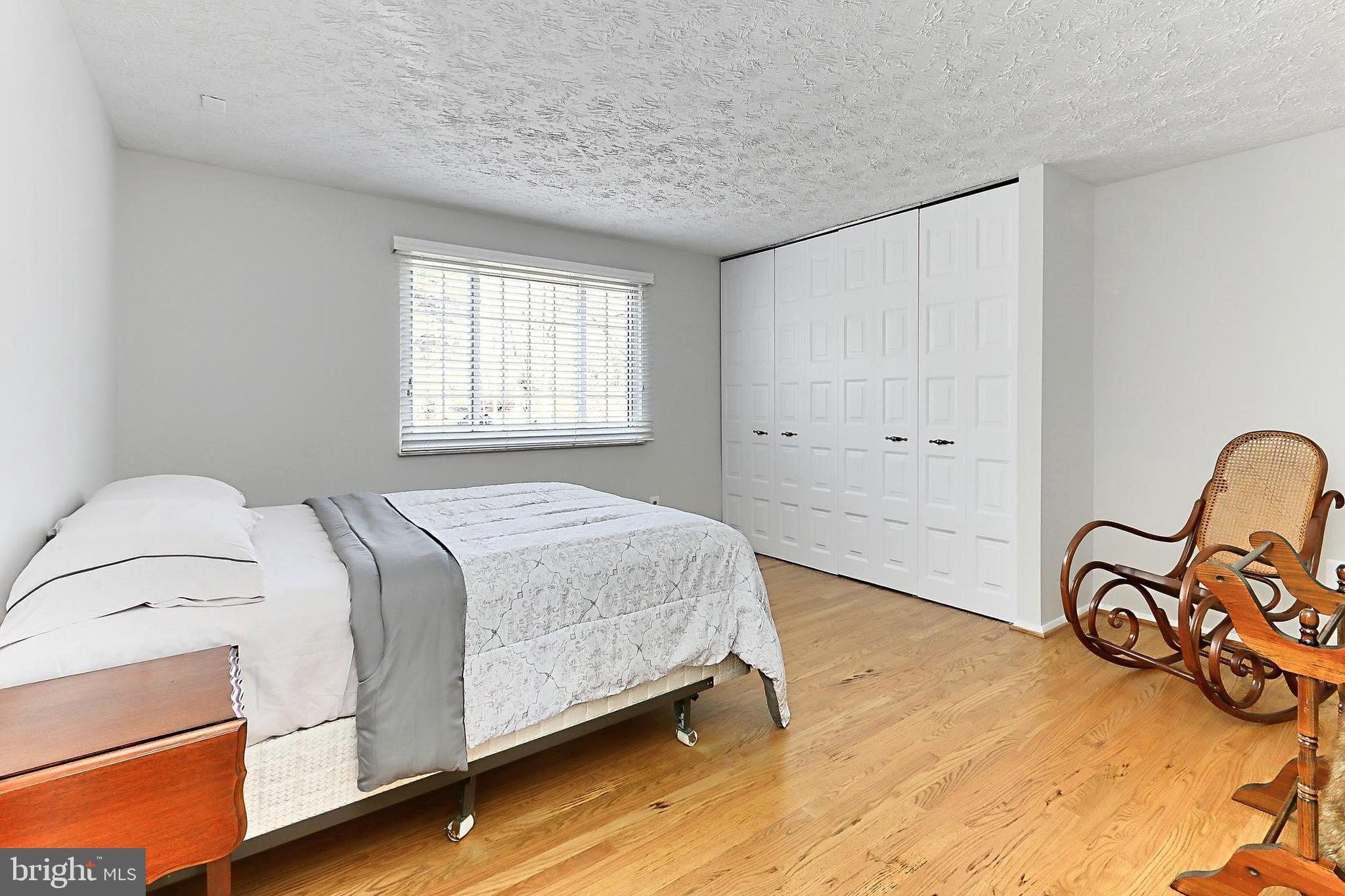 SUNNYBROOK - Residential