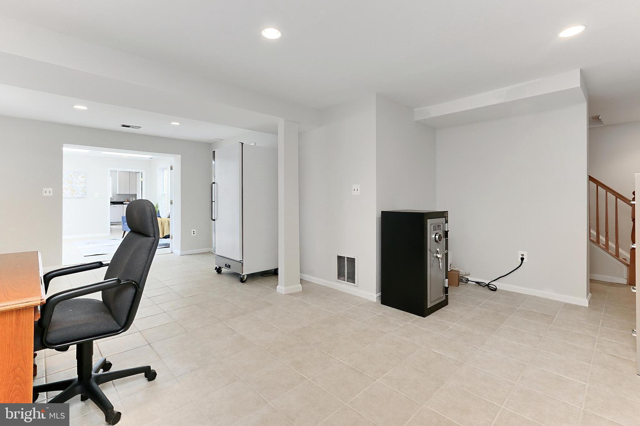 SUNNYBROOK - Residential