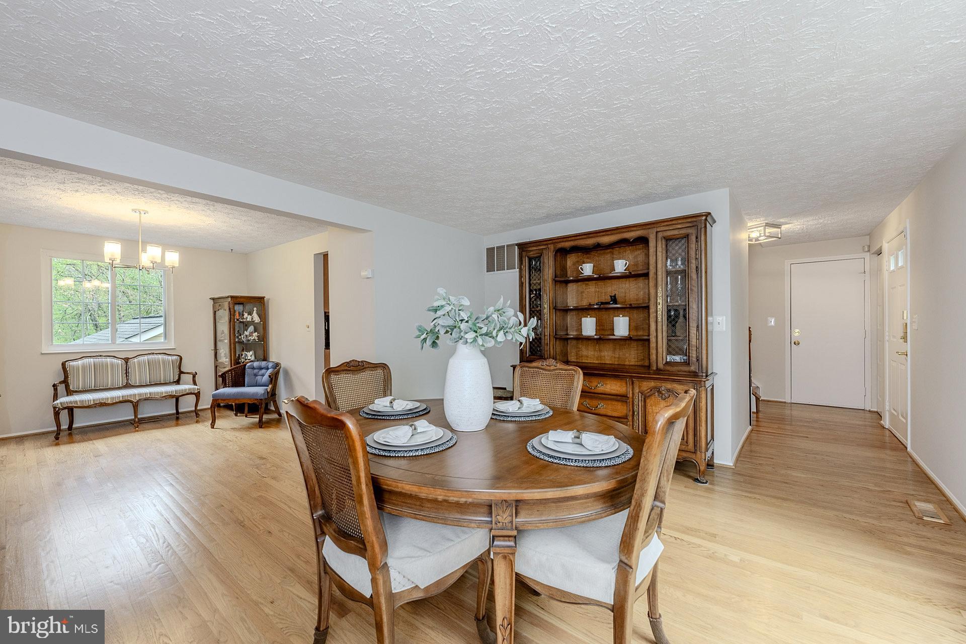 SUNNYBROOK - Residential