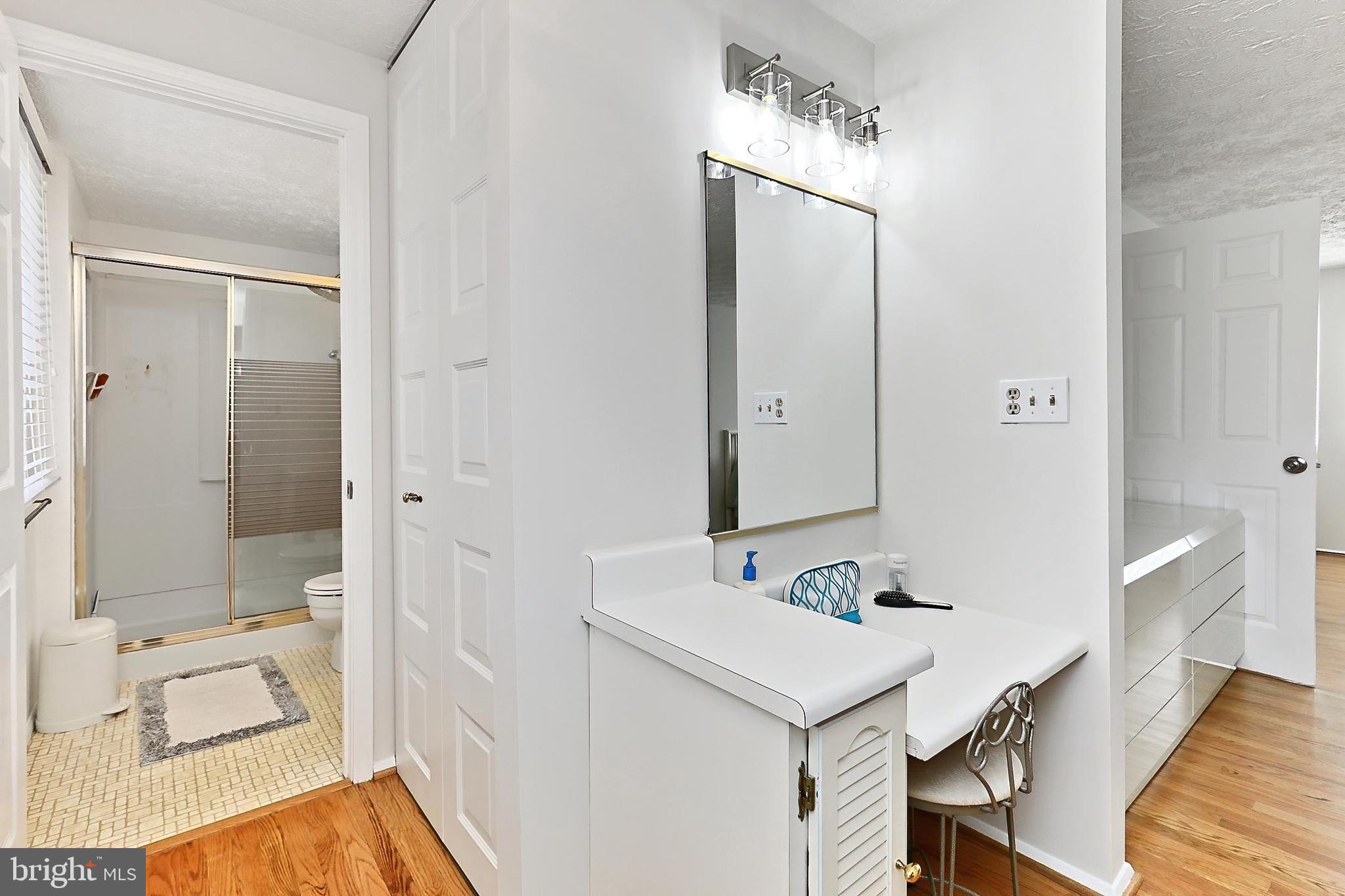 SUNNYBROOK - Residential