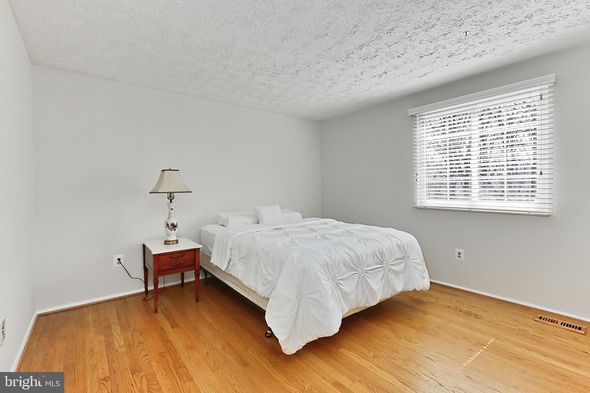 SUNNYBROOK - Residential