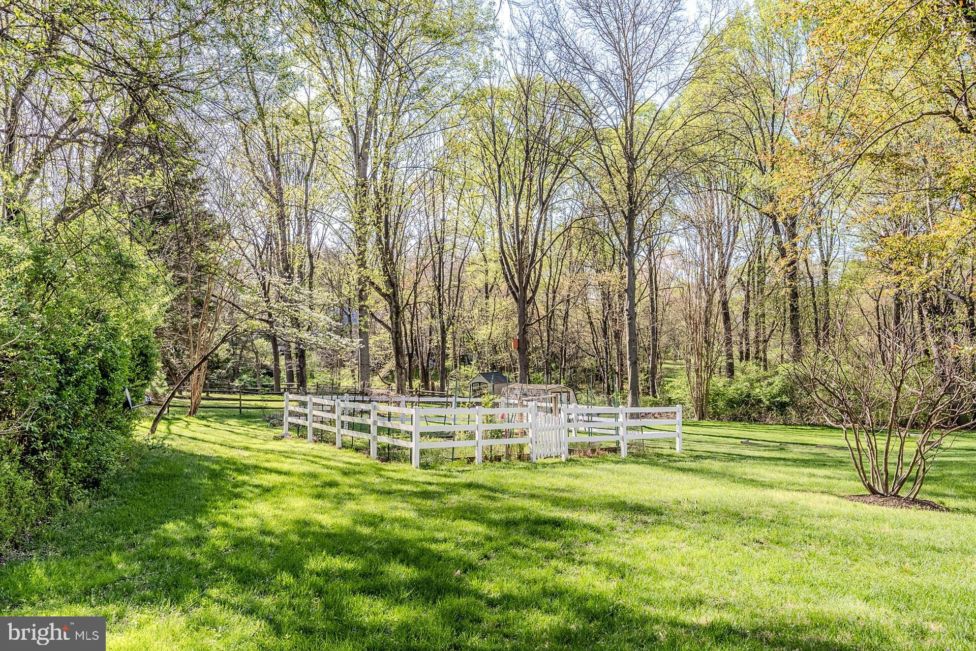 SUNNYBROOK - Residential