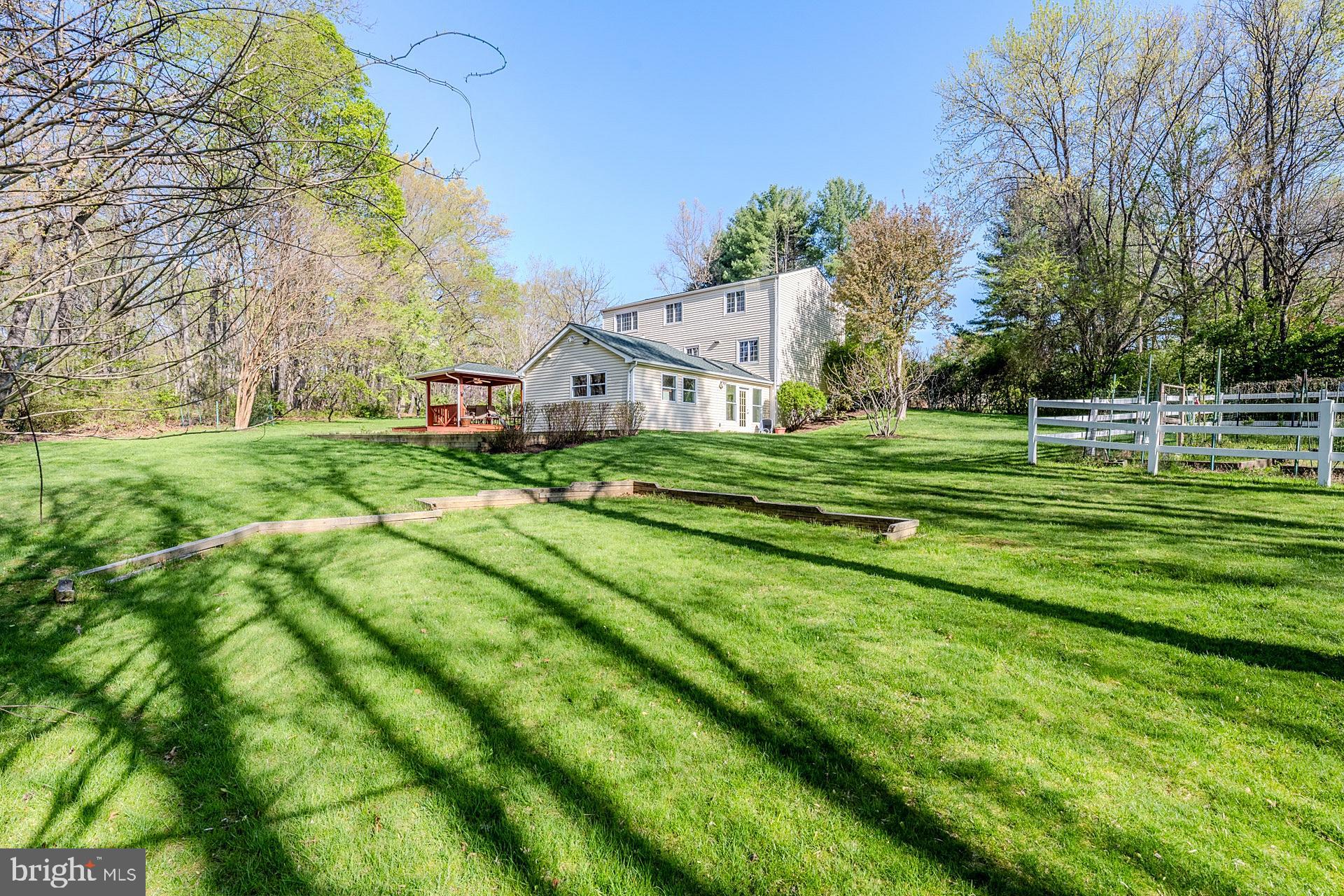 SUNNYBROOK - Residential