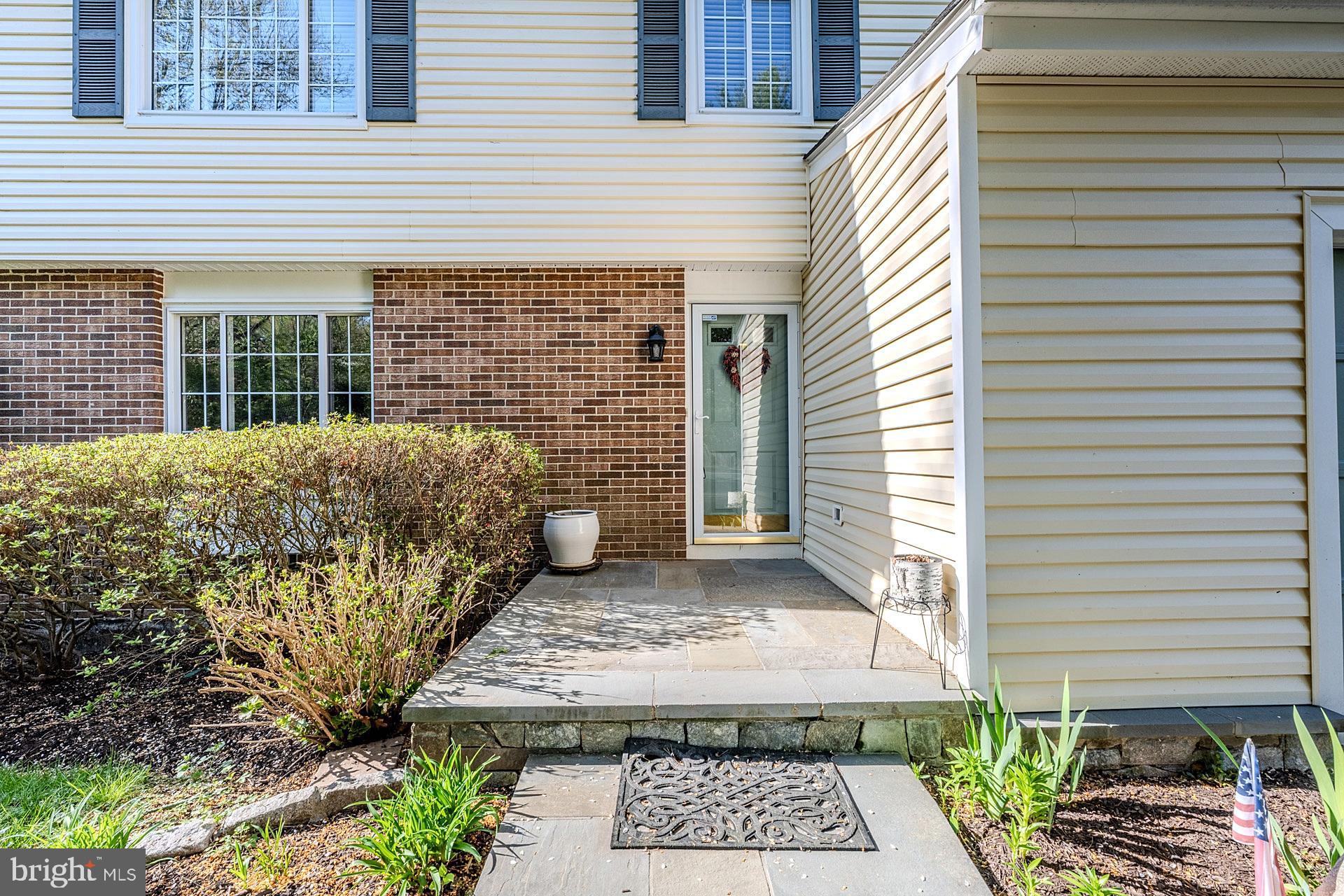 SUNNYBROOK - Residential