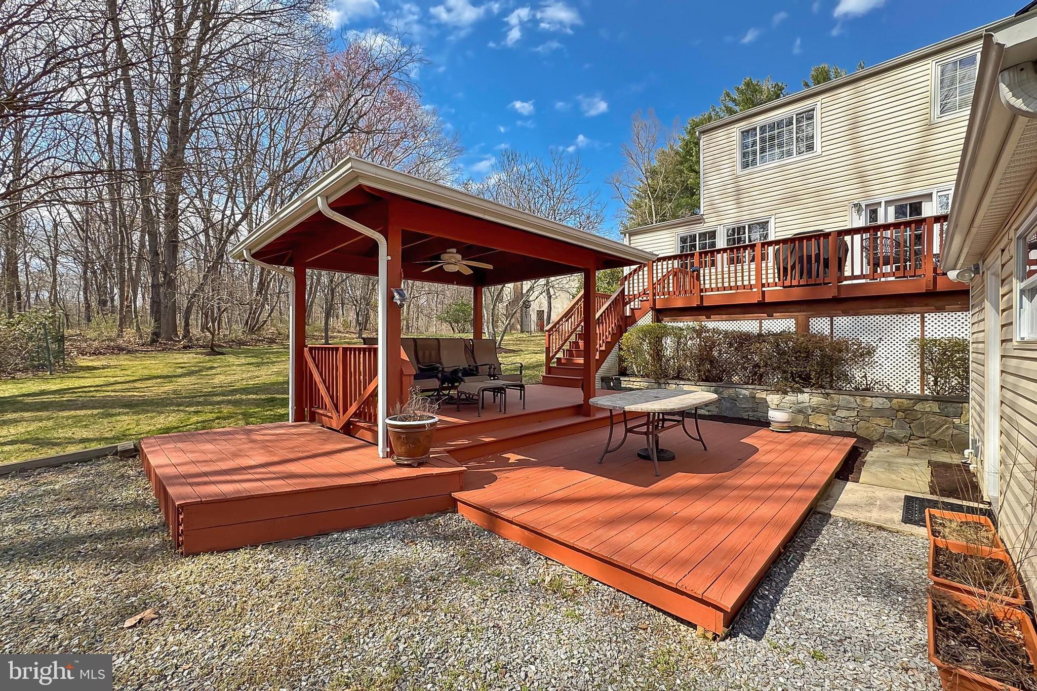 SUNNYBROOK - Residential