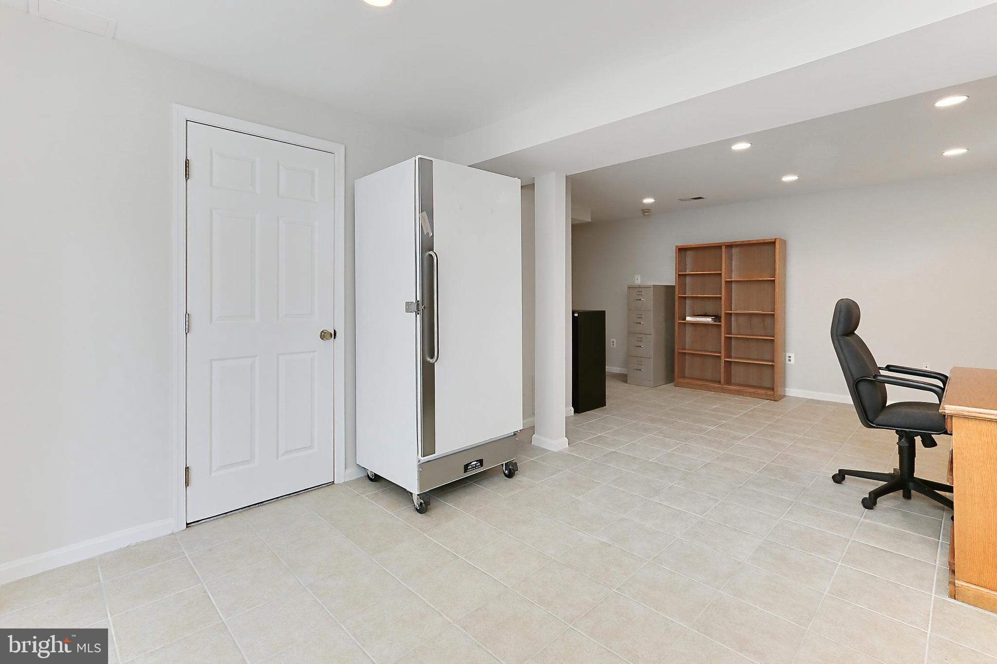 SUNNYBROOK - Residential