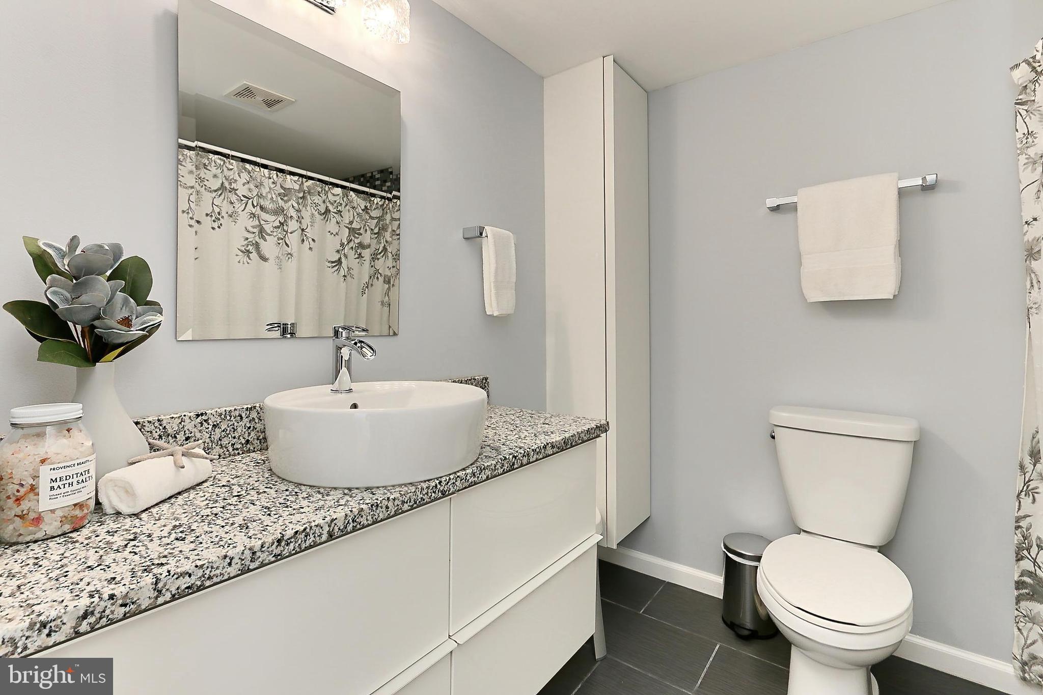 SUNNYBROOK - Residential