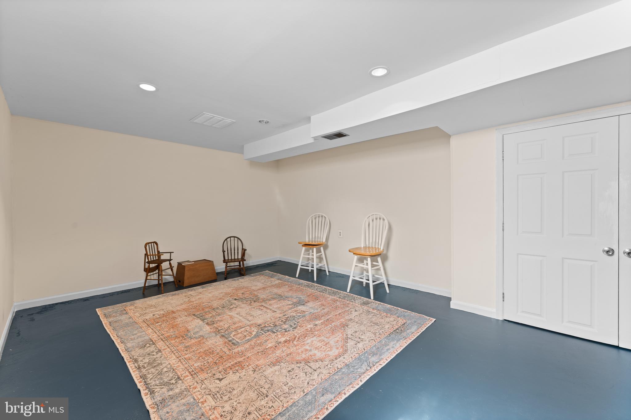 DEEPDALE - Residential