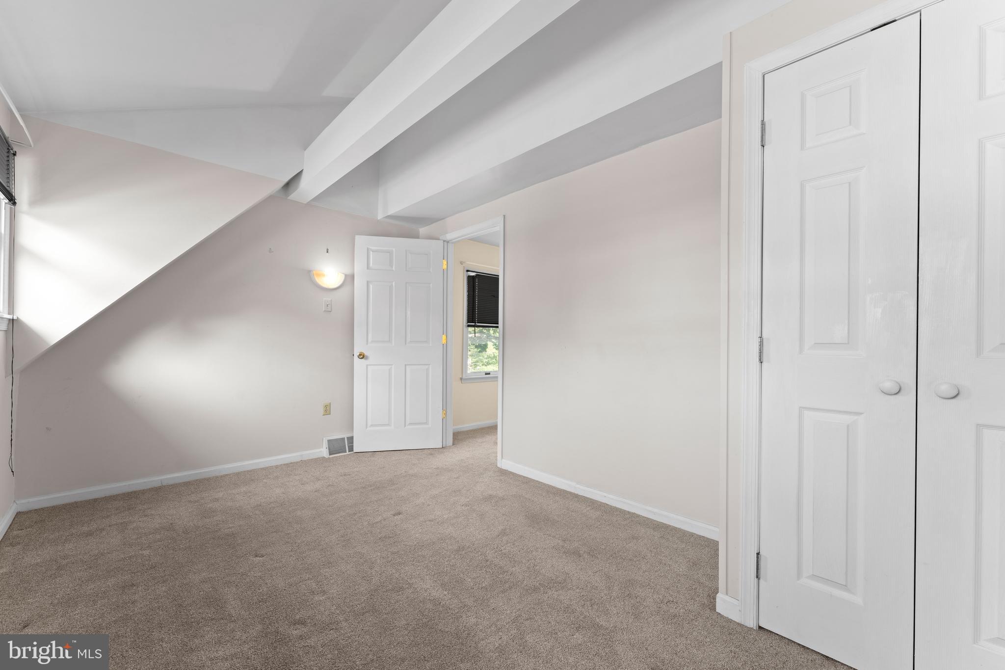 DEEPDALE - Residential