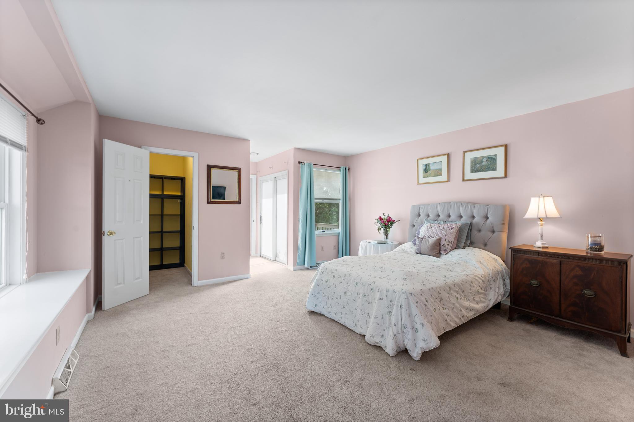 DEEPDALE - Residential