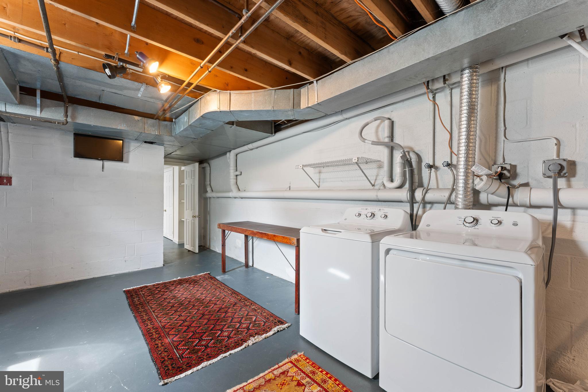 DEEPDALE - Residential