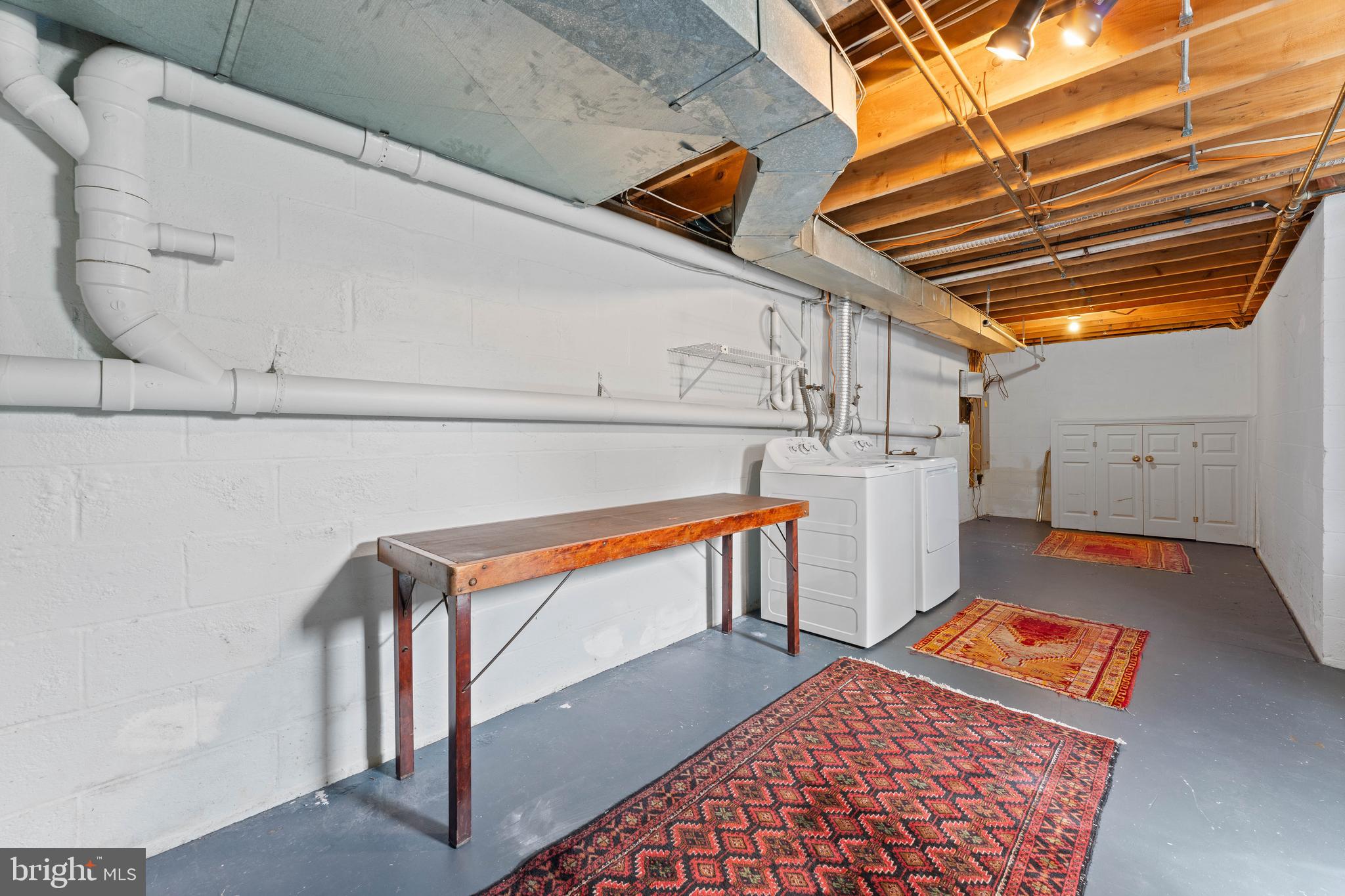 DEEPDALE - Residential