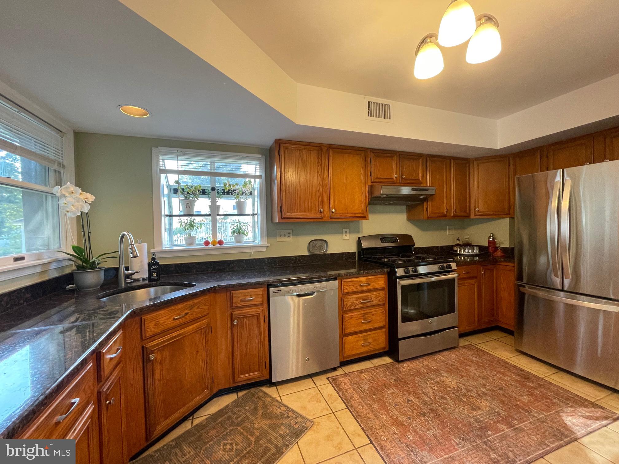 DEEPDALE - Residential