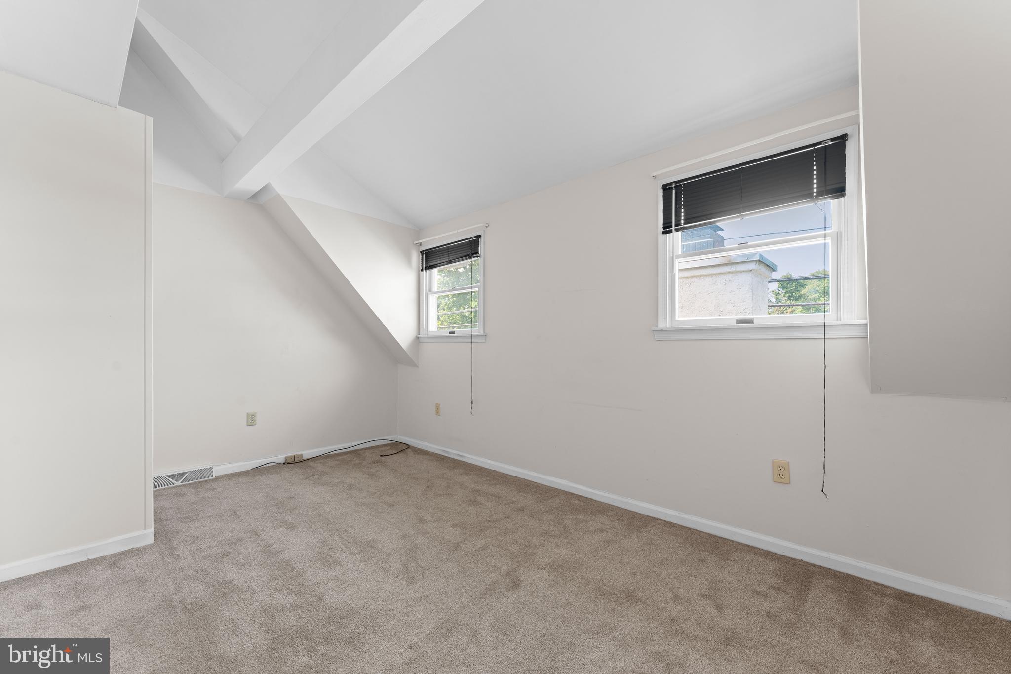 DEEPDALE - Residential