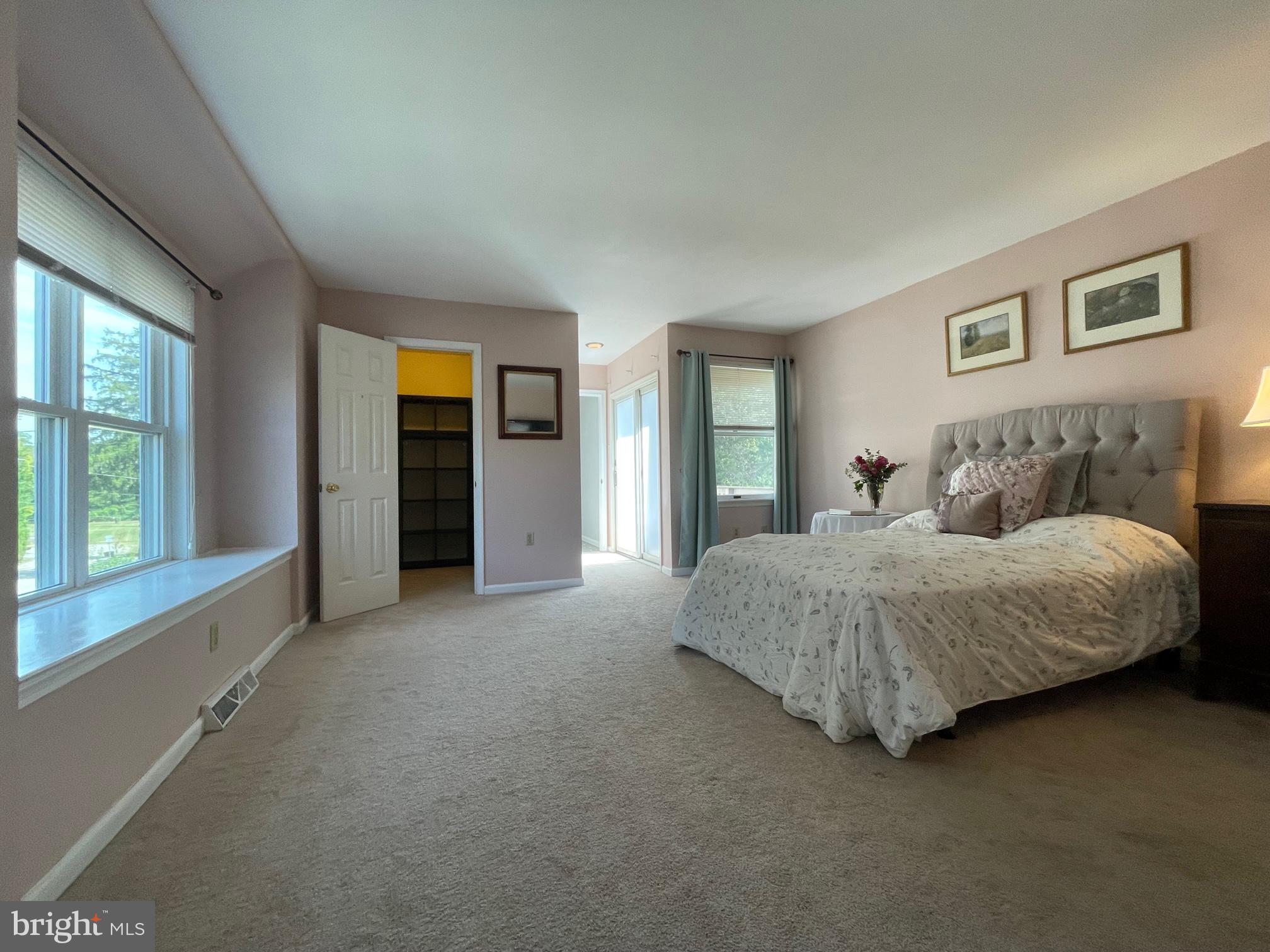 DEEPDALE - Residential