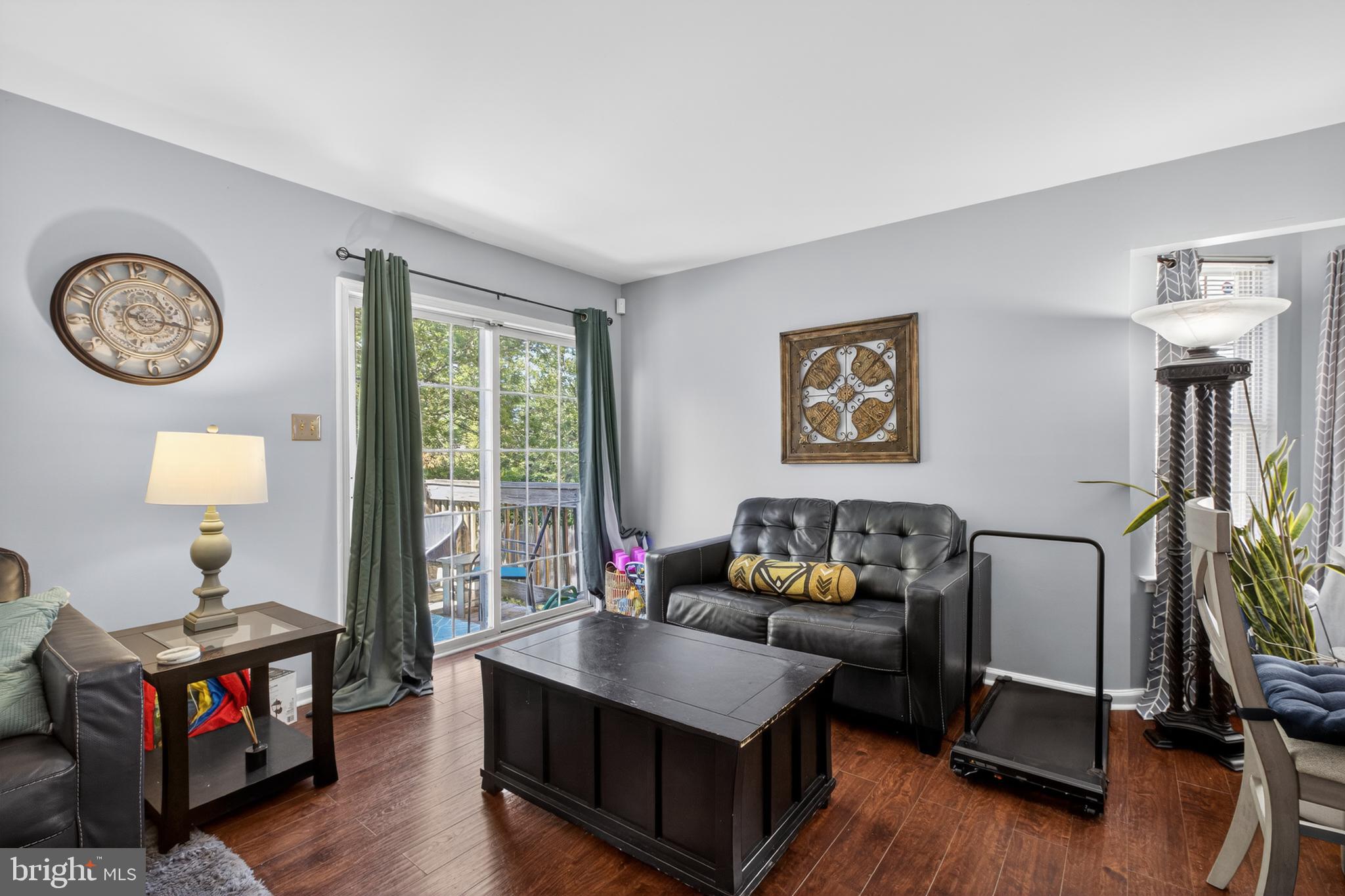 TARTAN CT - Residential