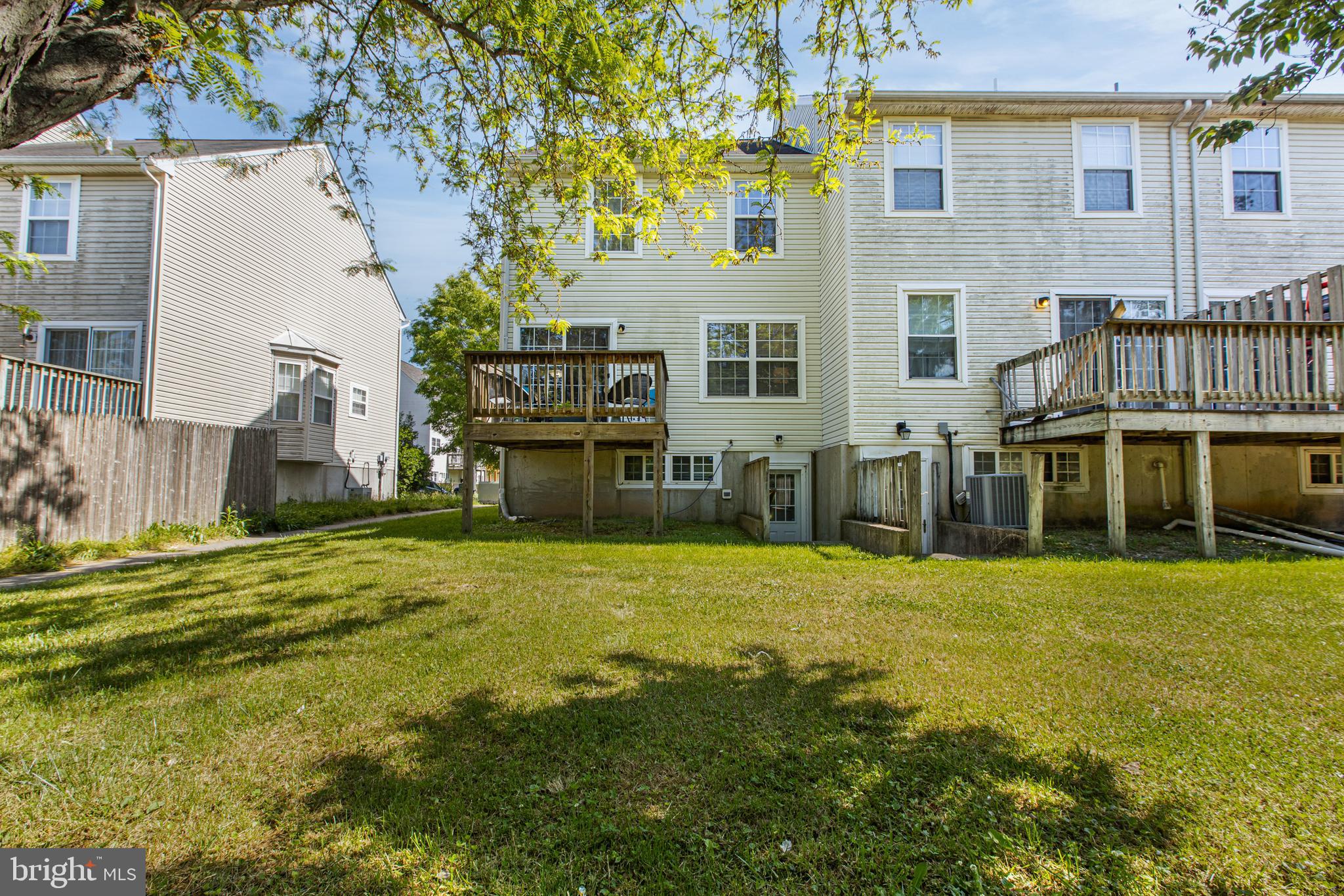 TARTAN CT - Residential