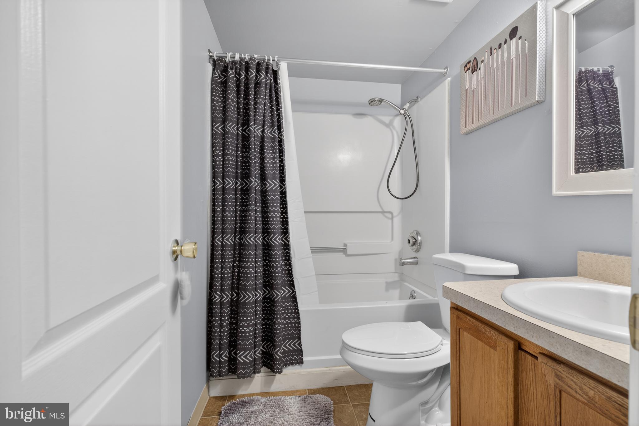 TARTAN CT - Residential