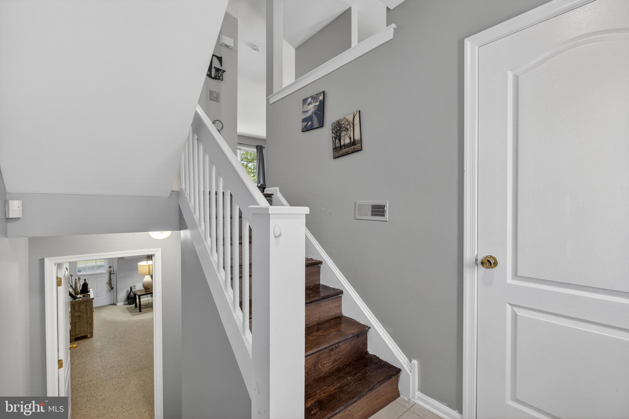 TARTAN CT - Residential