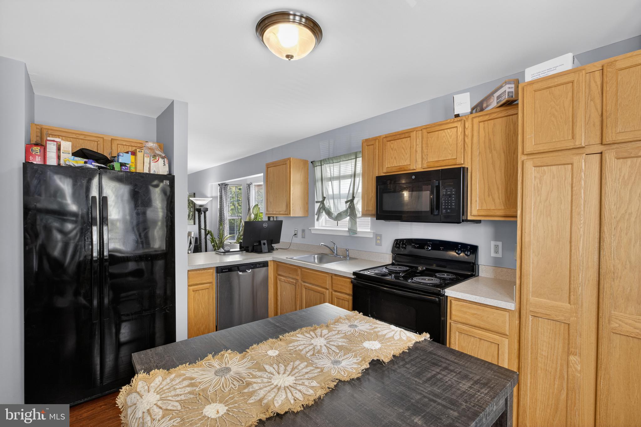 TARTAN CT - Residential