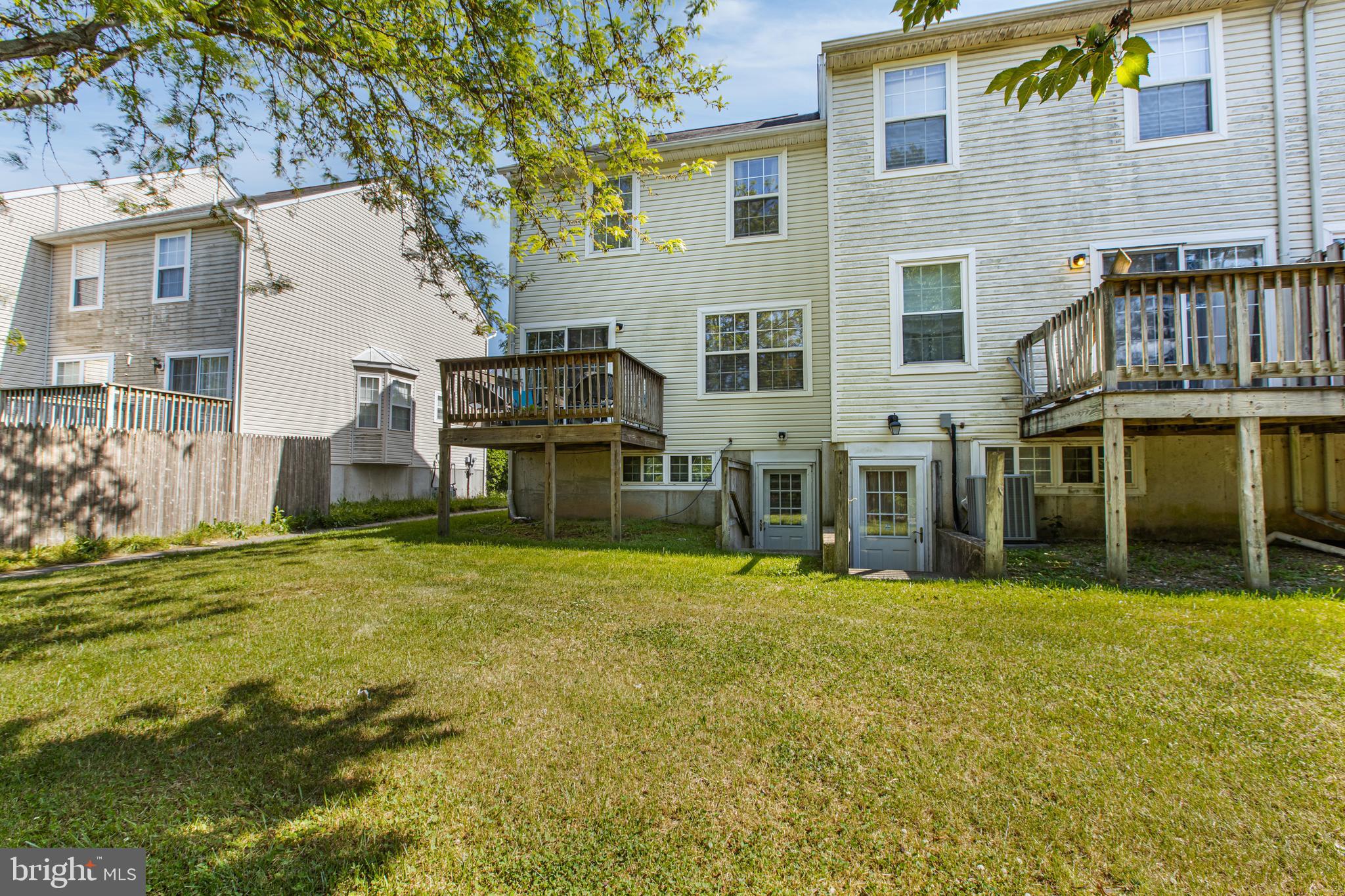 TARTAN CT - Residential