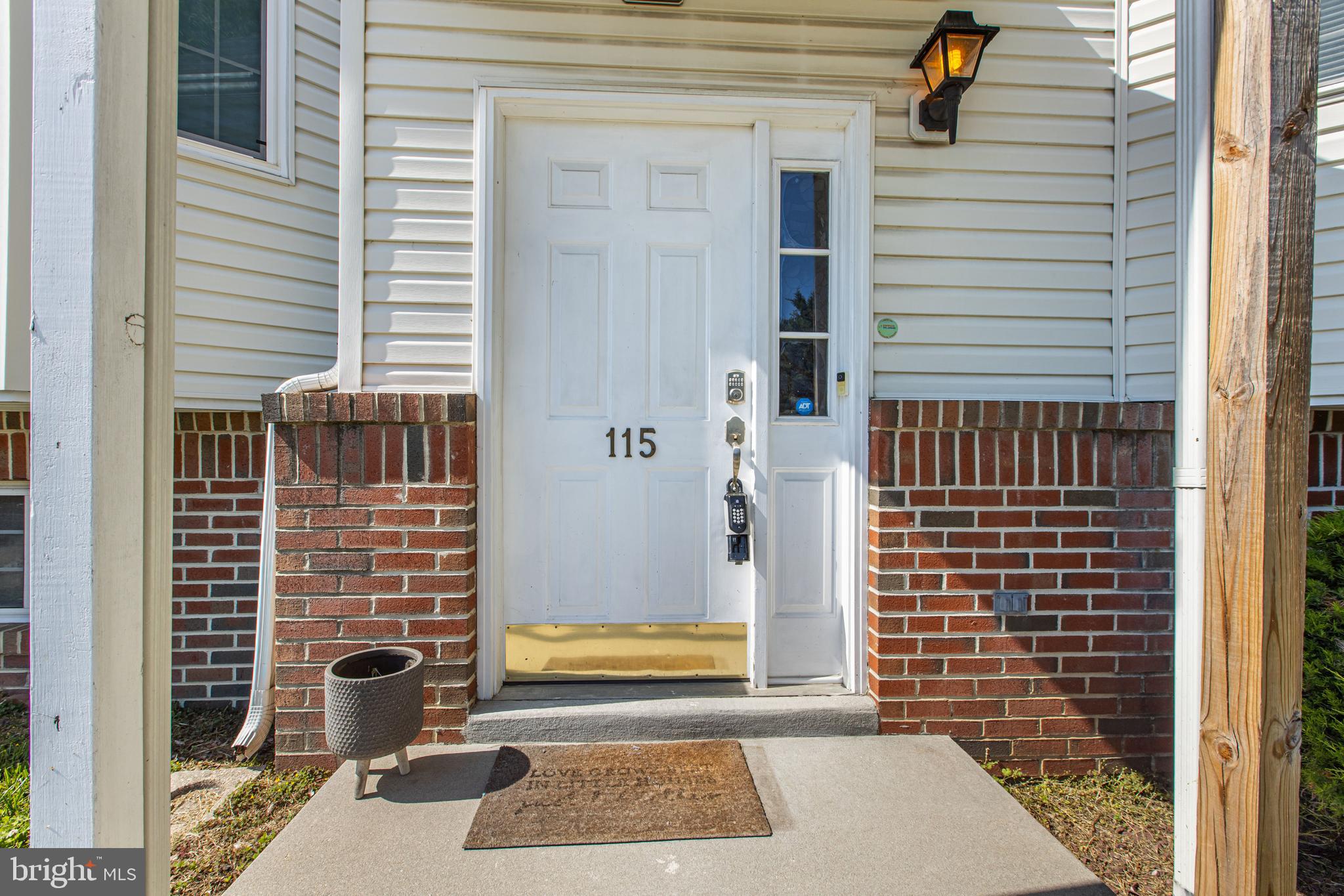 TARTAN CT - Residential