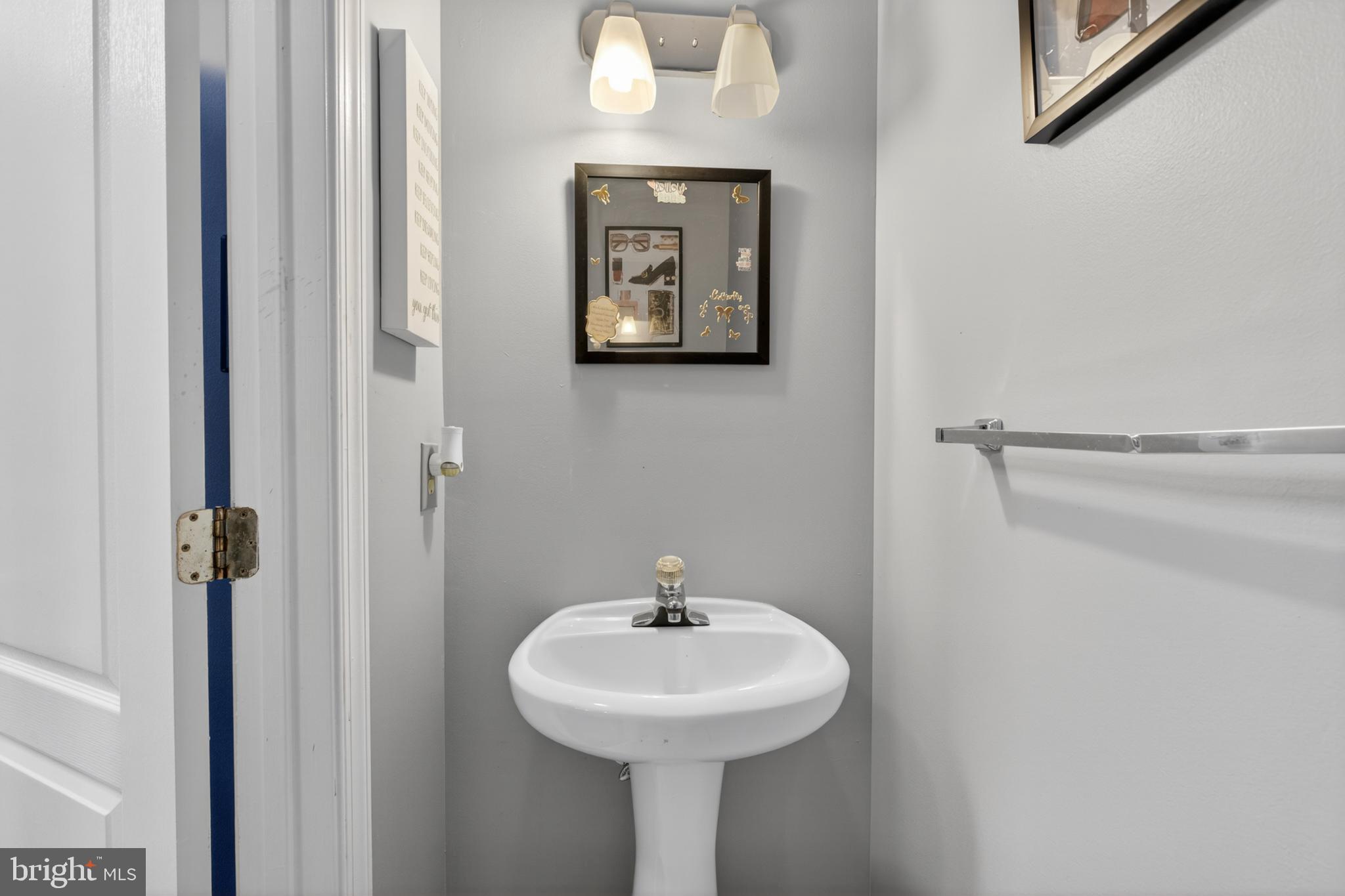 TARTAN CT - Residential