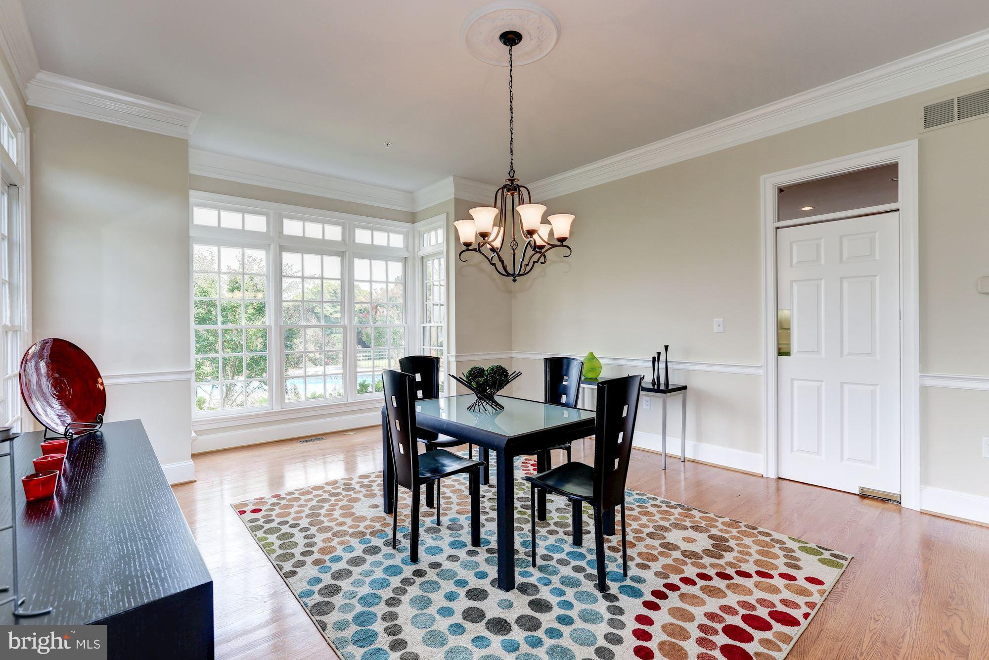 SPRING MEADOWS - Residential