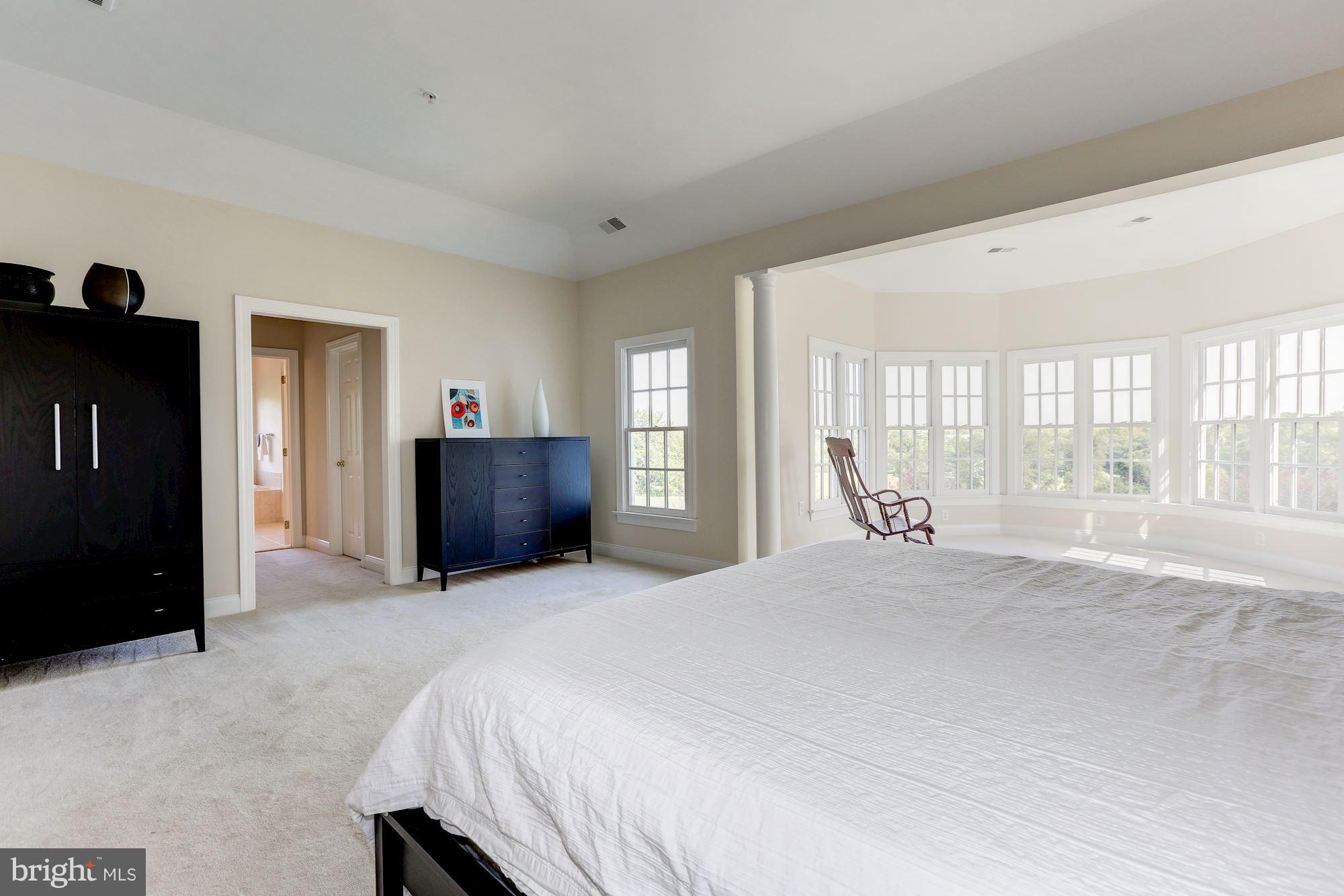 SPRING MEADOWS - Residential