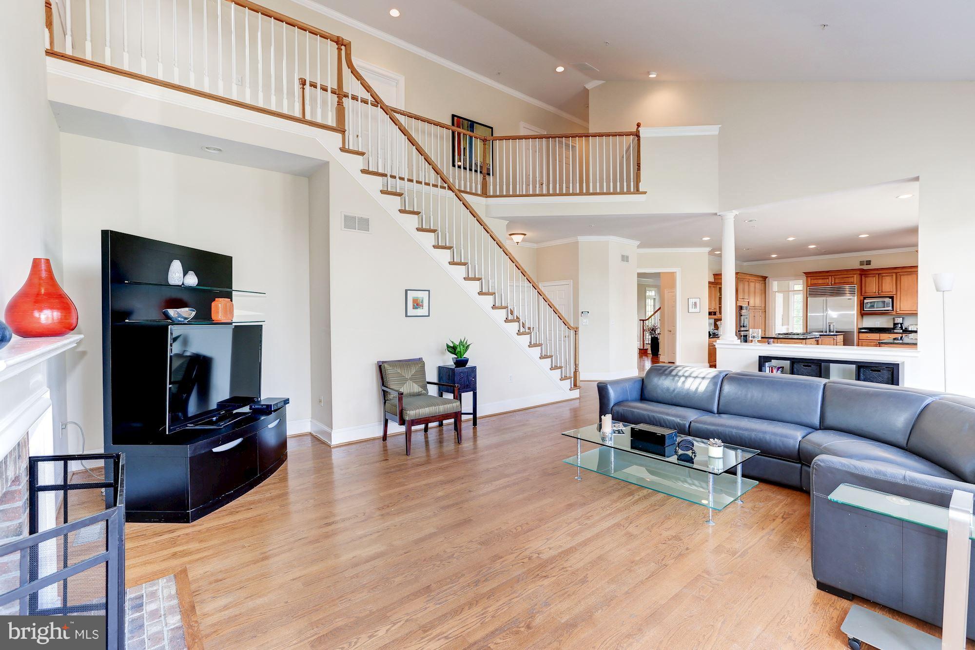 SPRING MEADOWS - Residential