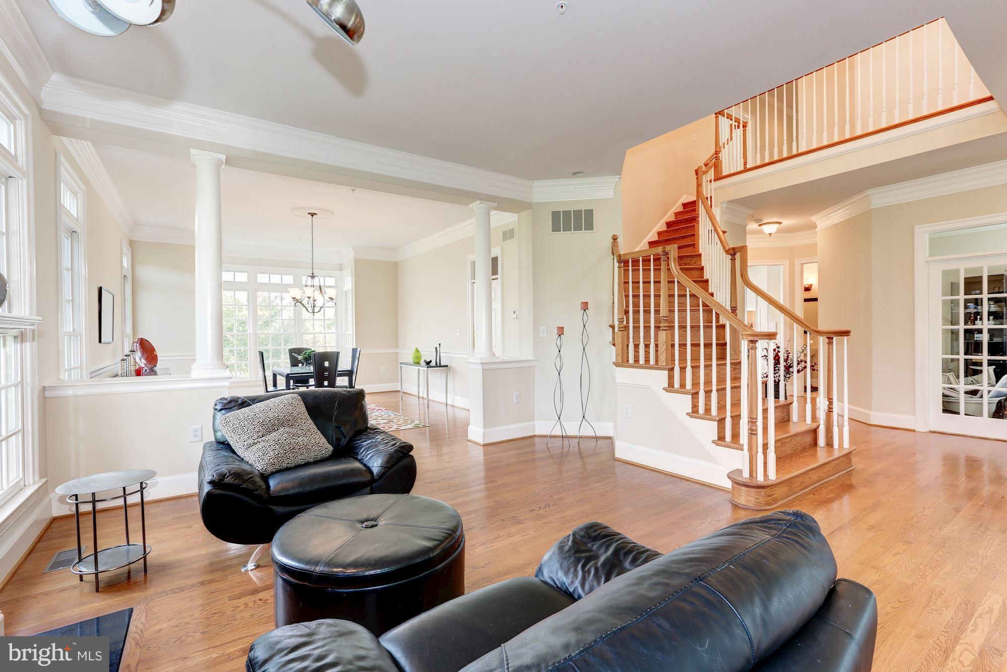 SPRING MEADOWS - Residential